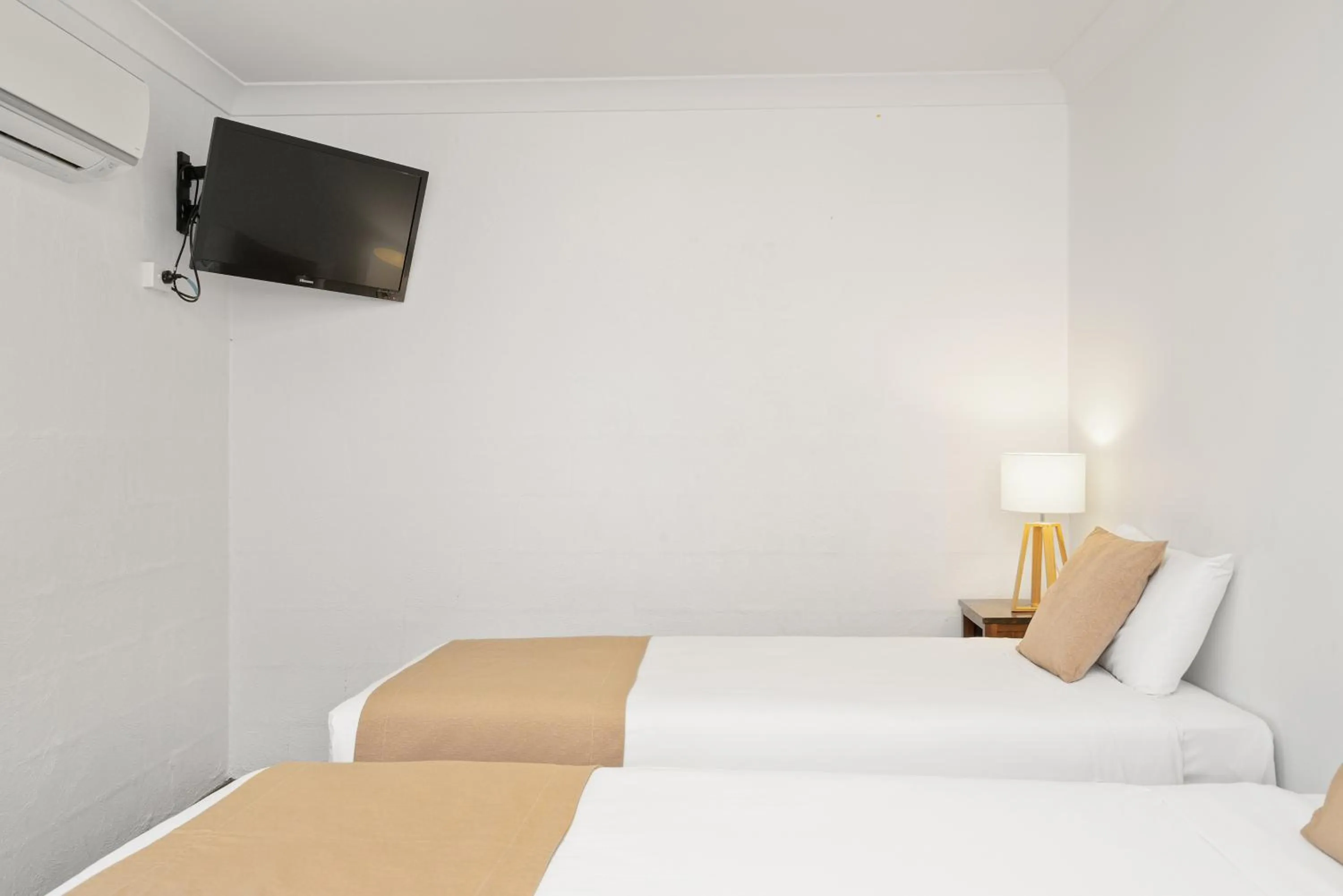 Bedroom, Bed in Wollongbar Motel