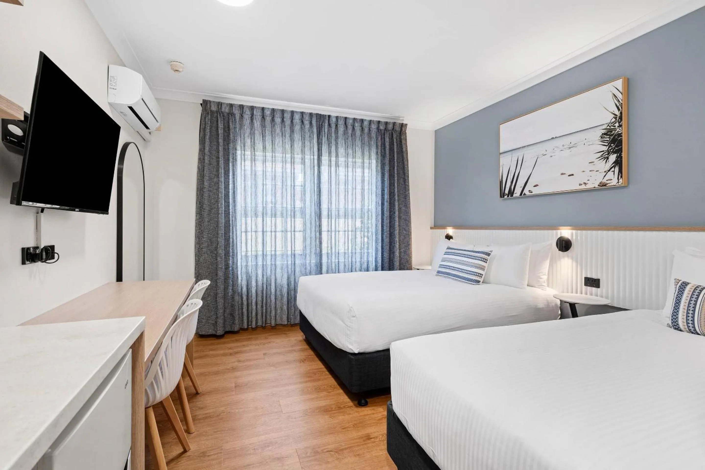 Bedroom, Bed in Comfort Inn All Seasons