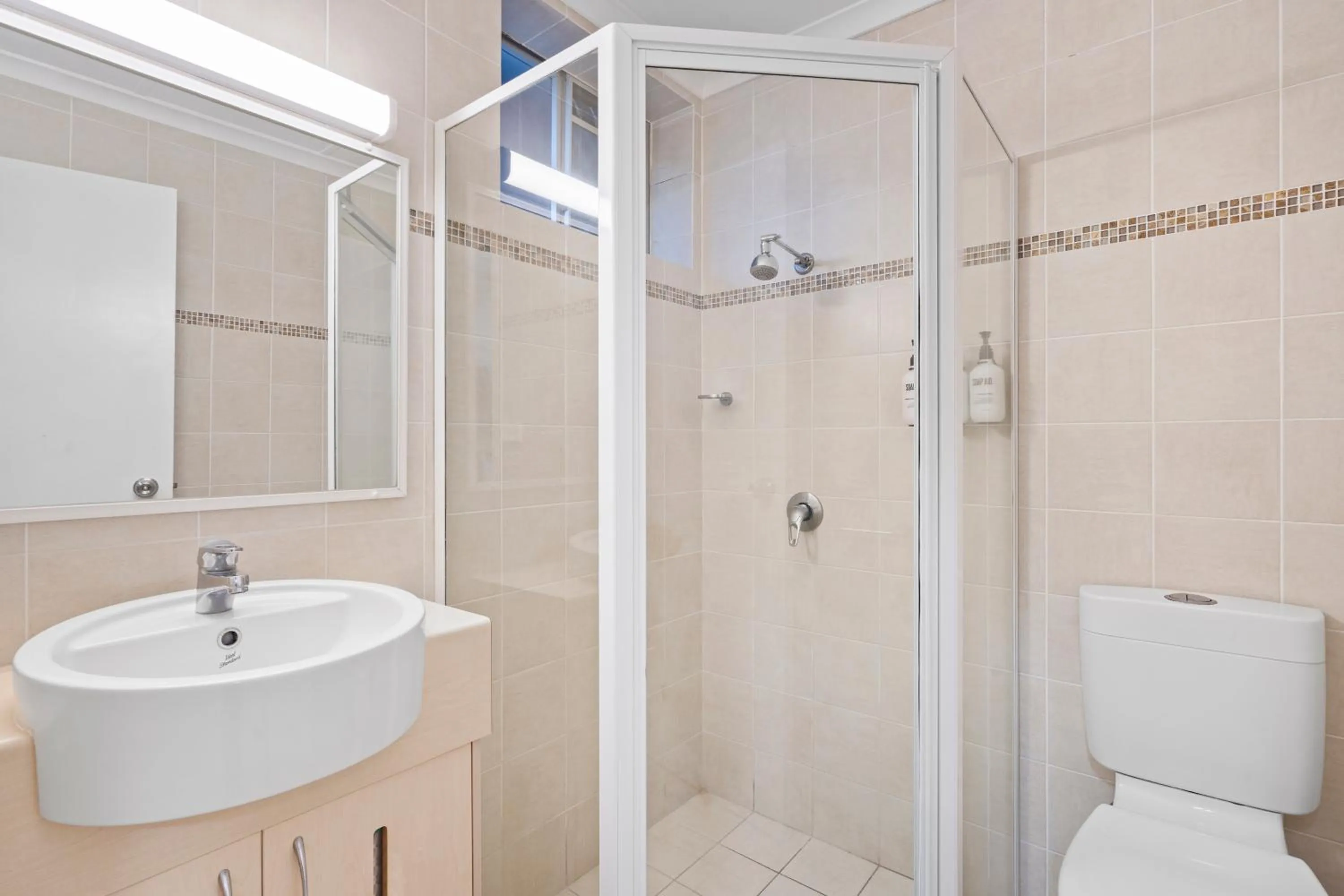 Comfort Inn All Seasons