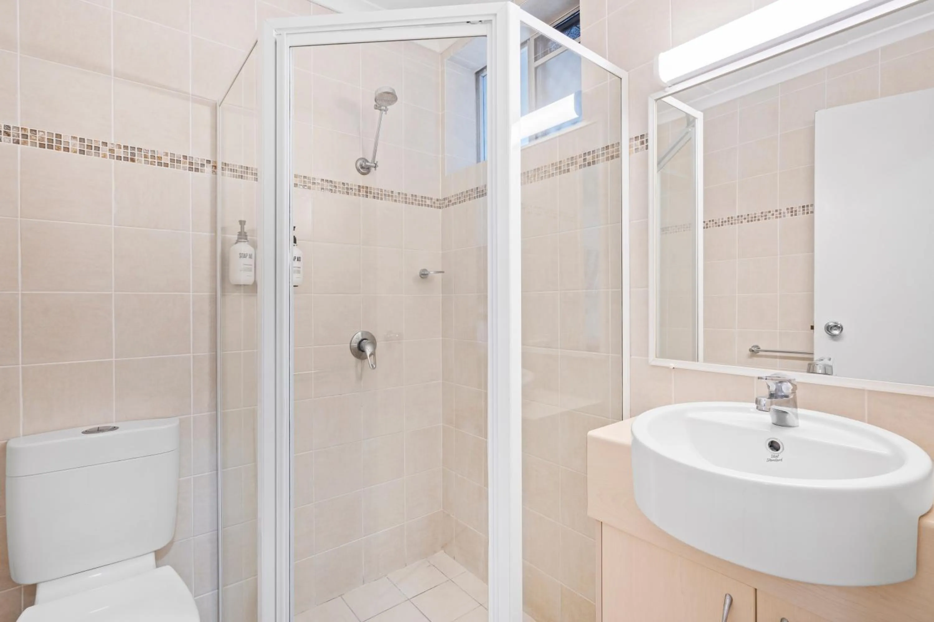 Comfort Inn All Seasons