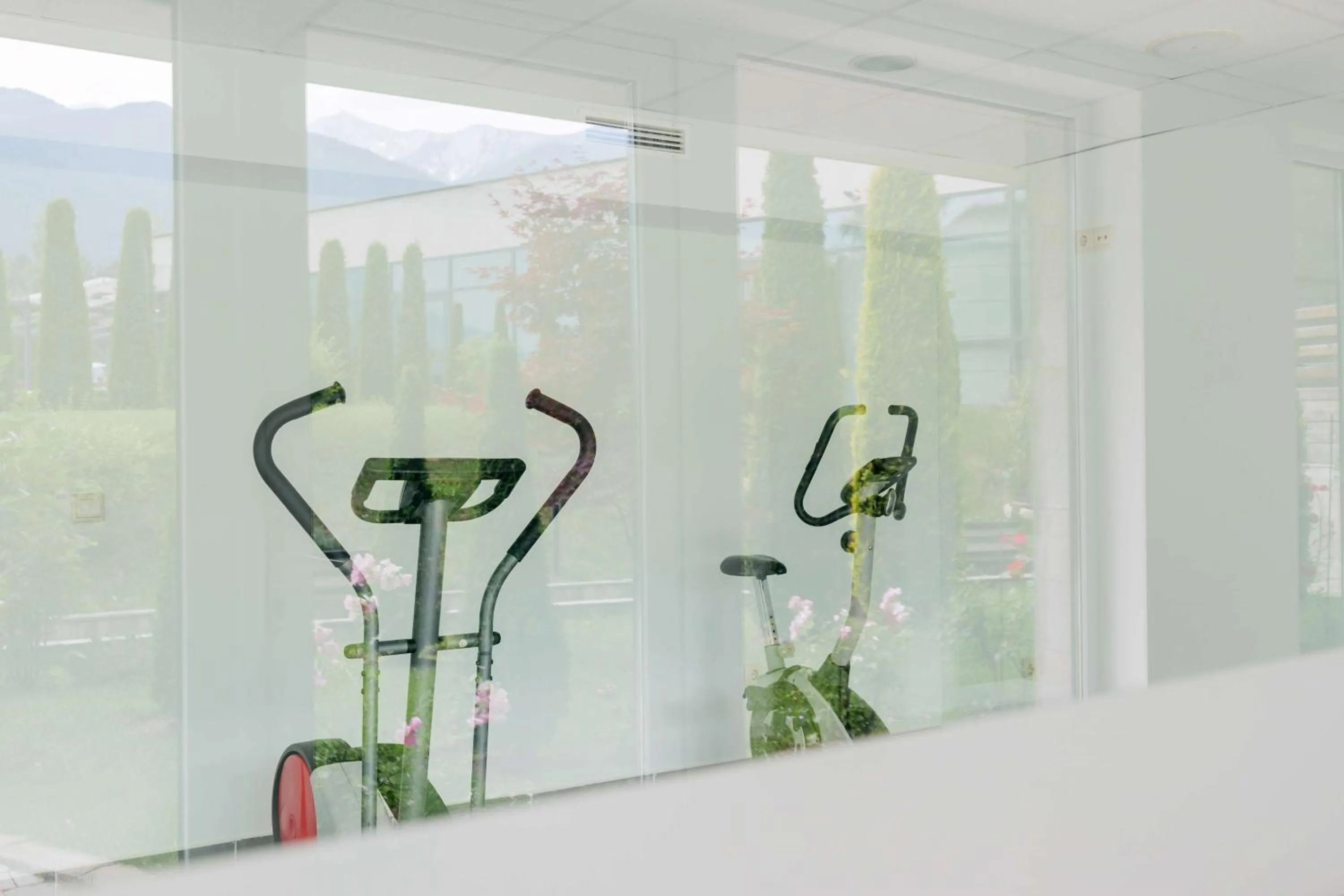 Fitness centre/facilities in Local Stay Hotel, BW Signature Collection