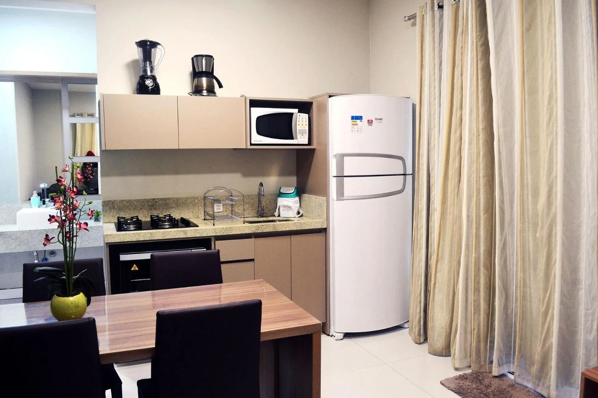 Kitchen or kitchenette in CASA PRAIA A 600m DO MAR
