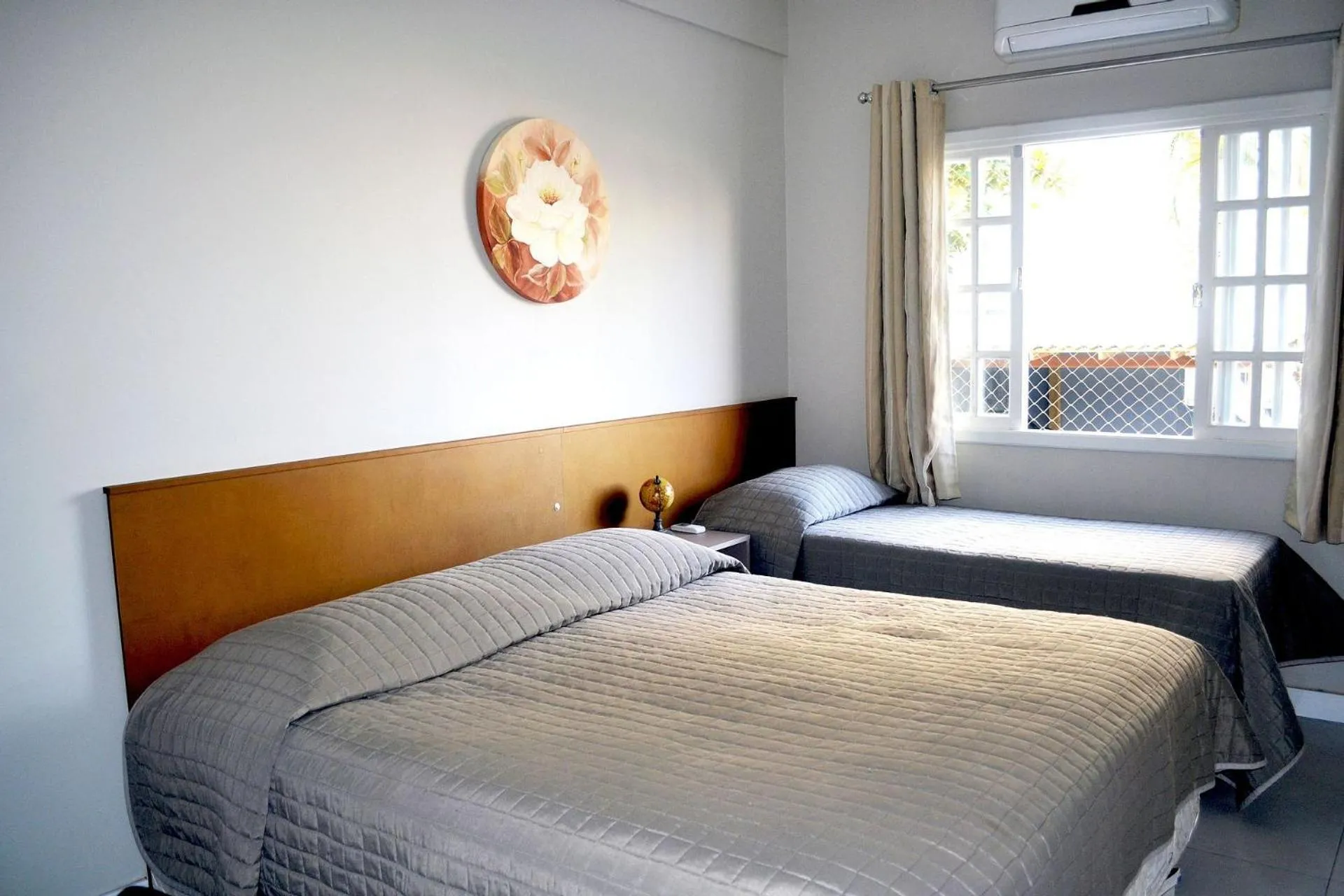 Bedroom, Bed in CASA PRAIA A 600m DO MAR