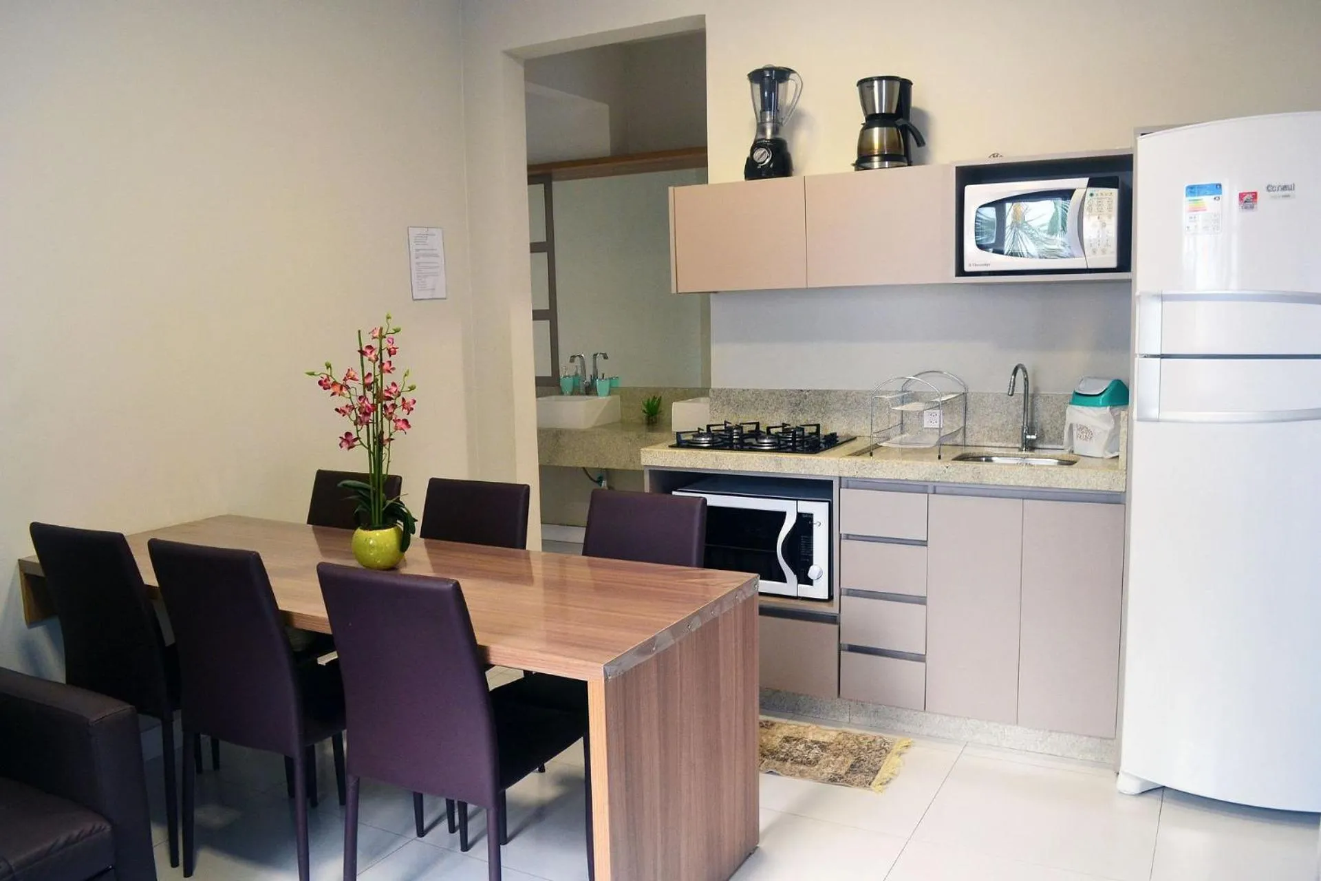 Kitchen or kitchenette in CASA PRAIA A 600m DO MAR
