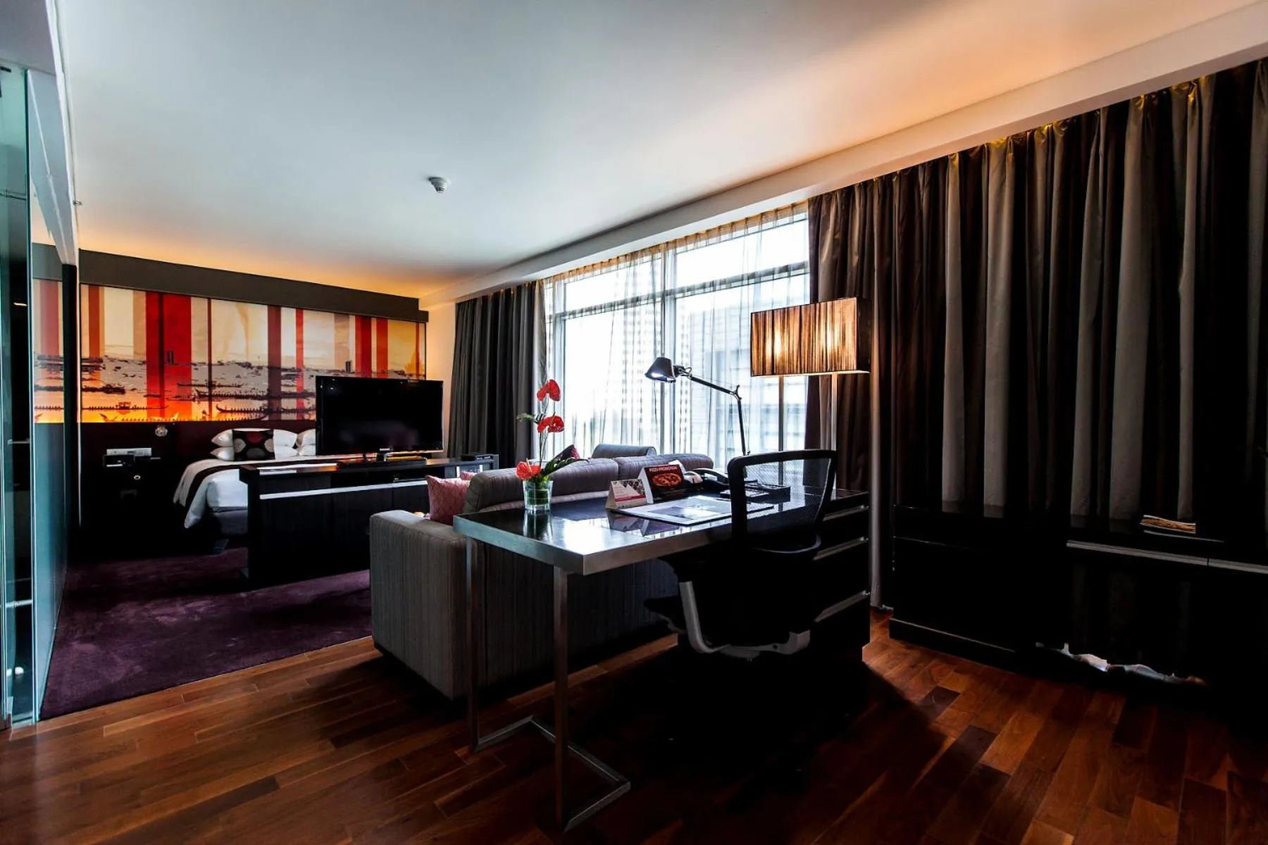 Living room in Park Plaza Bangkok Soi 18