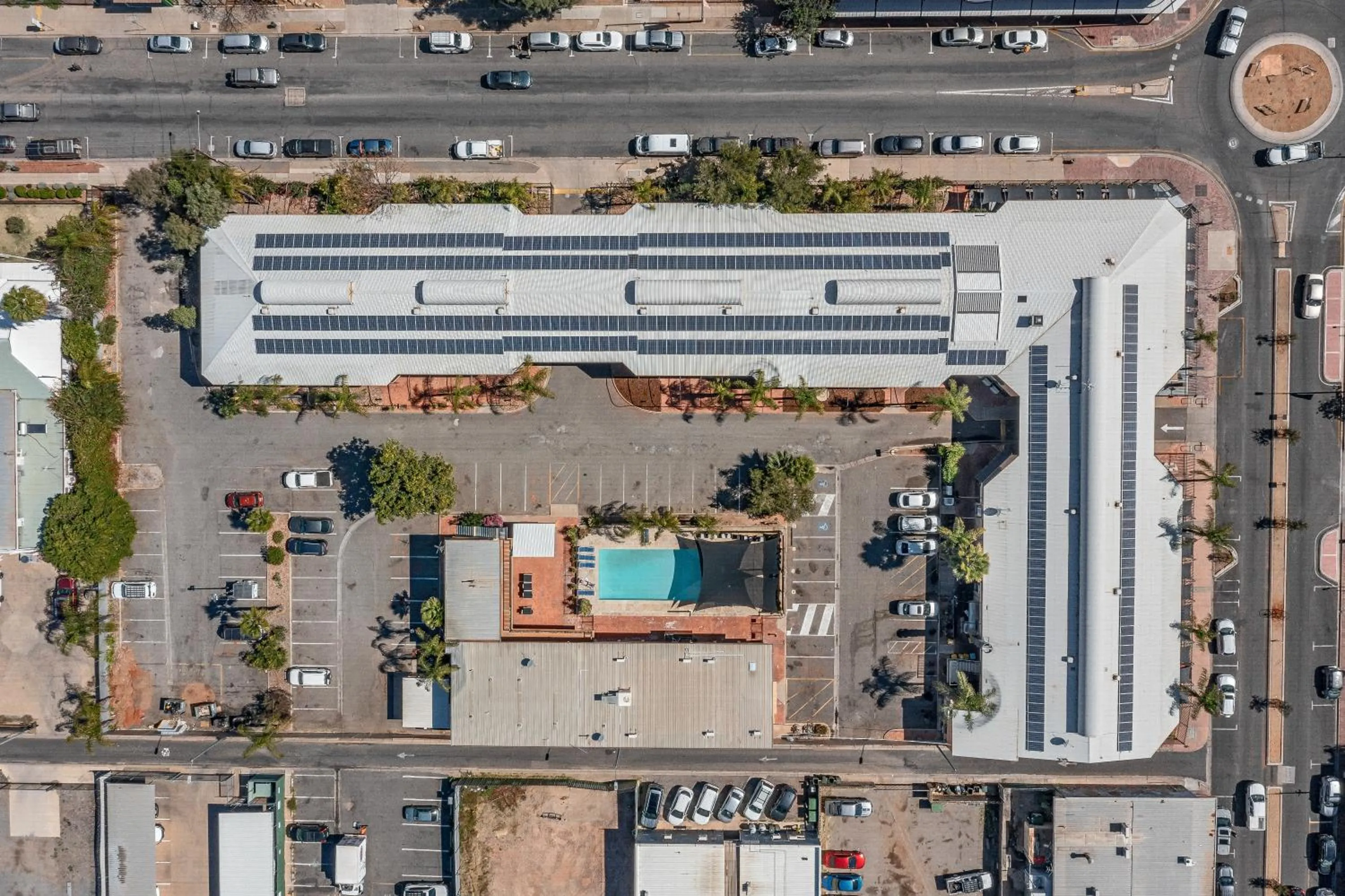 Property building in Diplomat Hotel Alice Springs