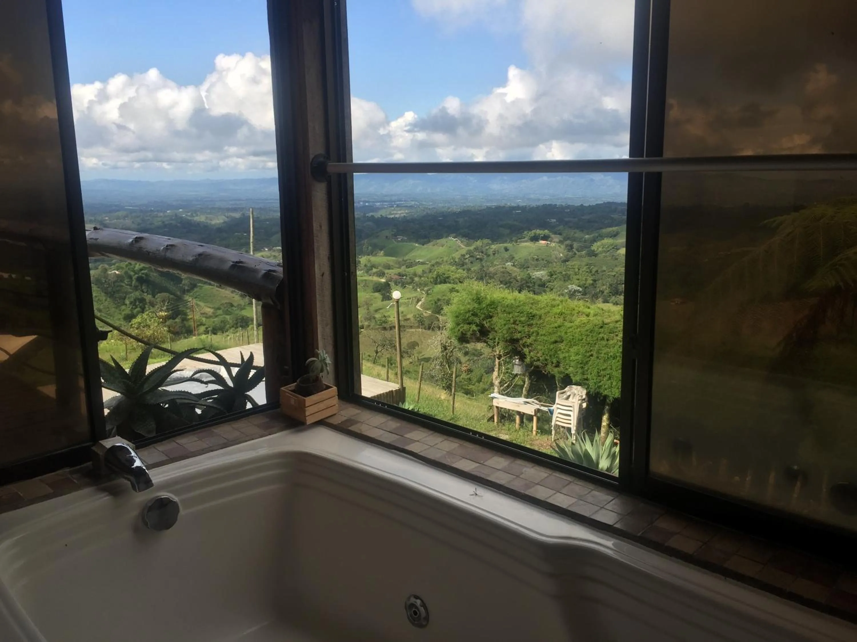 Hot Tub in Santa Elena de la Colina