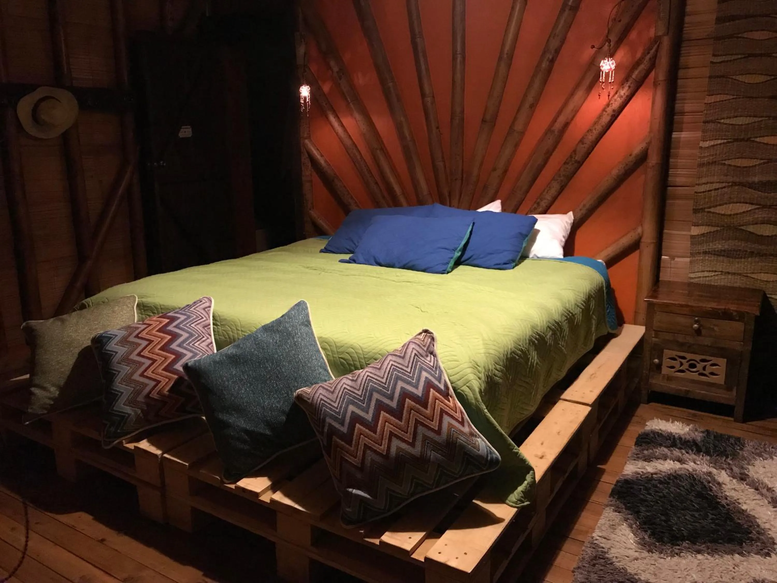 Bed in Santa Elena de la Colina