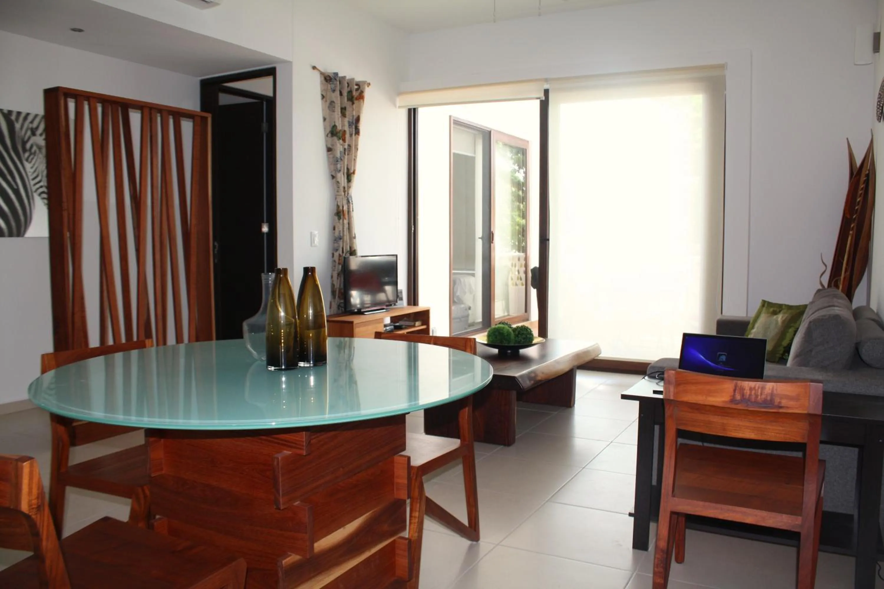 Living room in Luxury 2 Bedroom Bahia Principe Condo