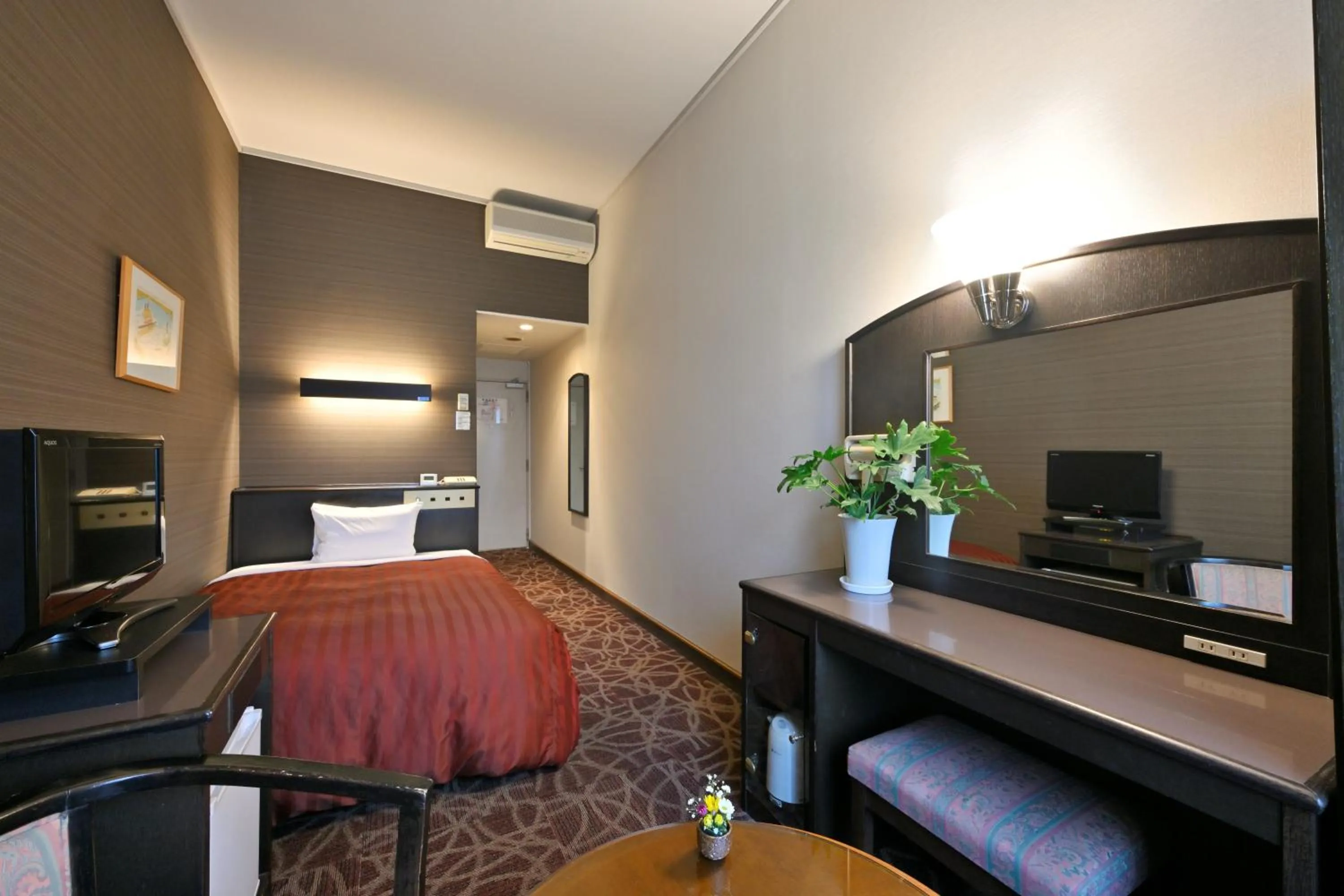 Photo of the whole room, Bed in Miyajima Coral Hotel