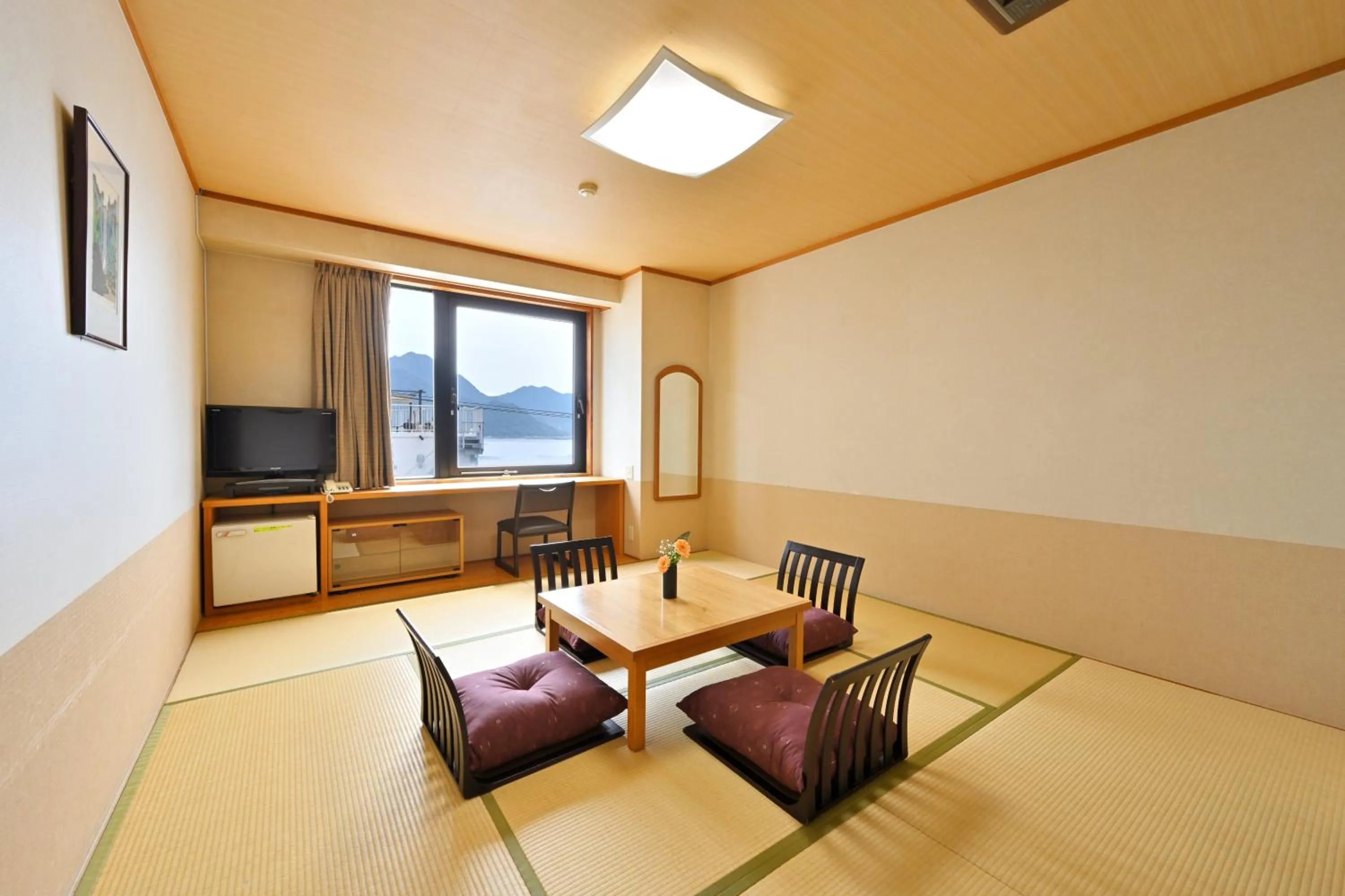 Photo of the whole room in Miyajima Coral Hotel