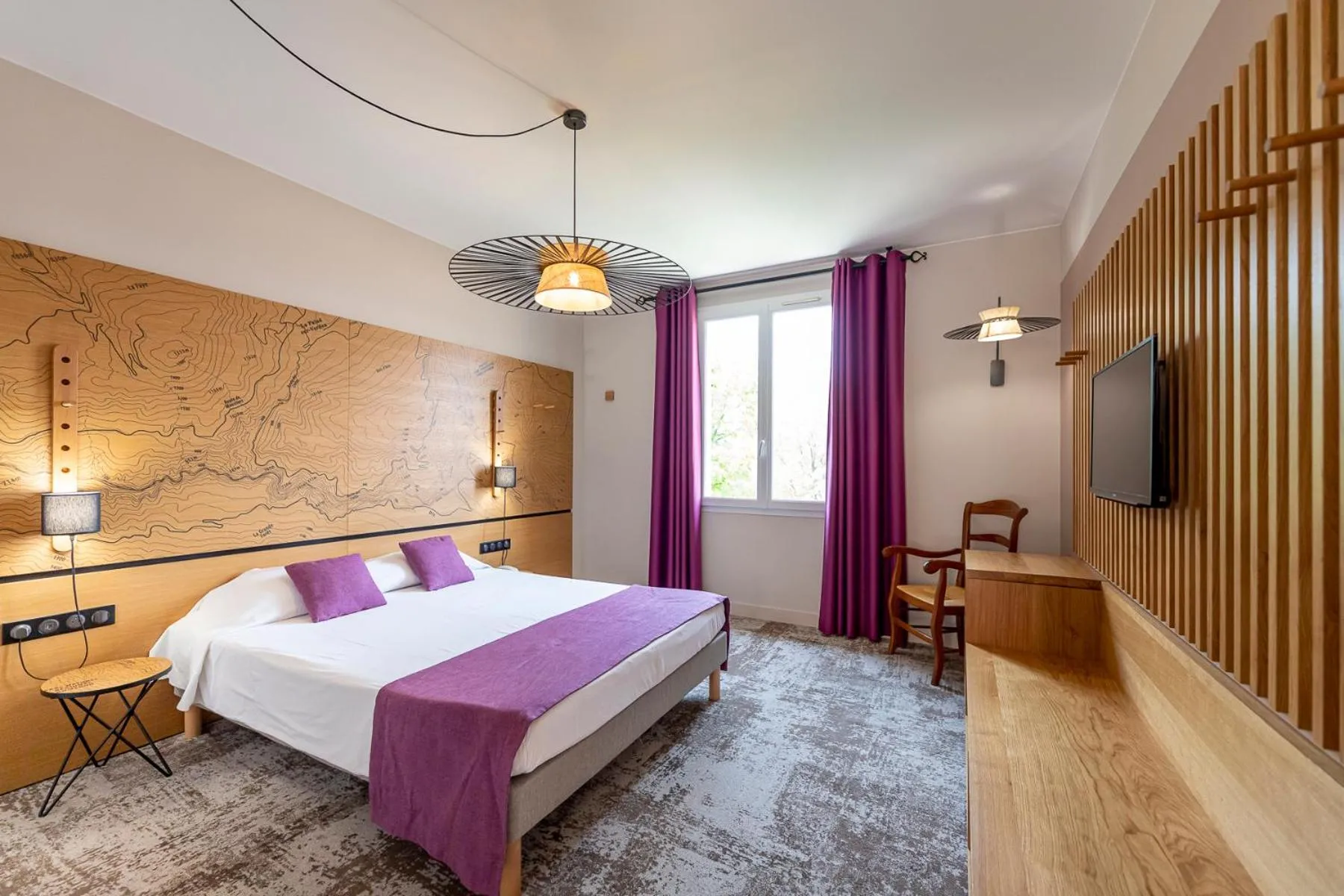 Photo of the whole room, Bed in Hotel Les Restanques De Moustiers