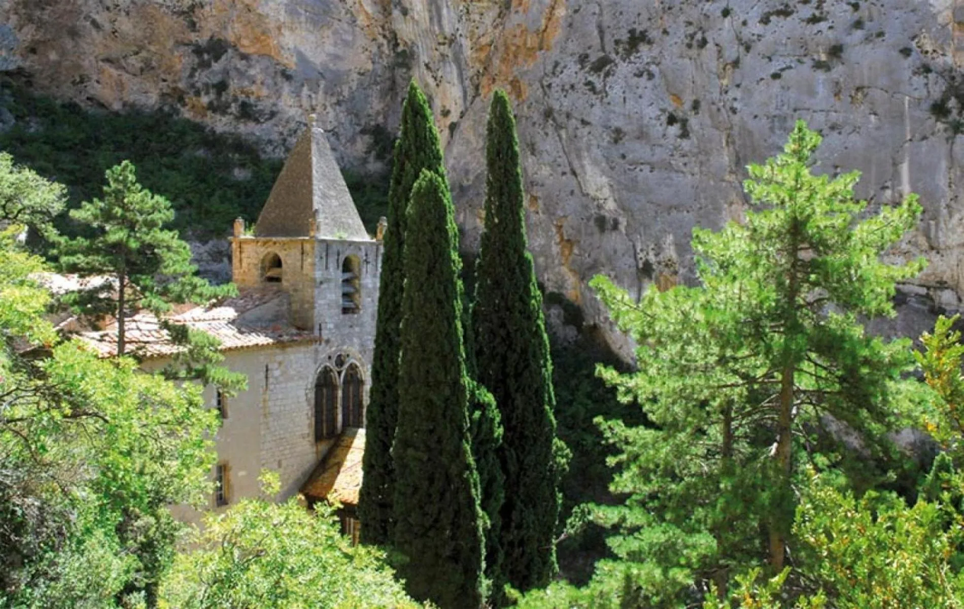 Nearby landmark in Hotel Les Restanques De Moustiers
