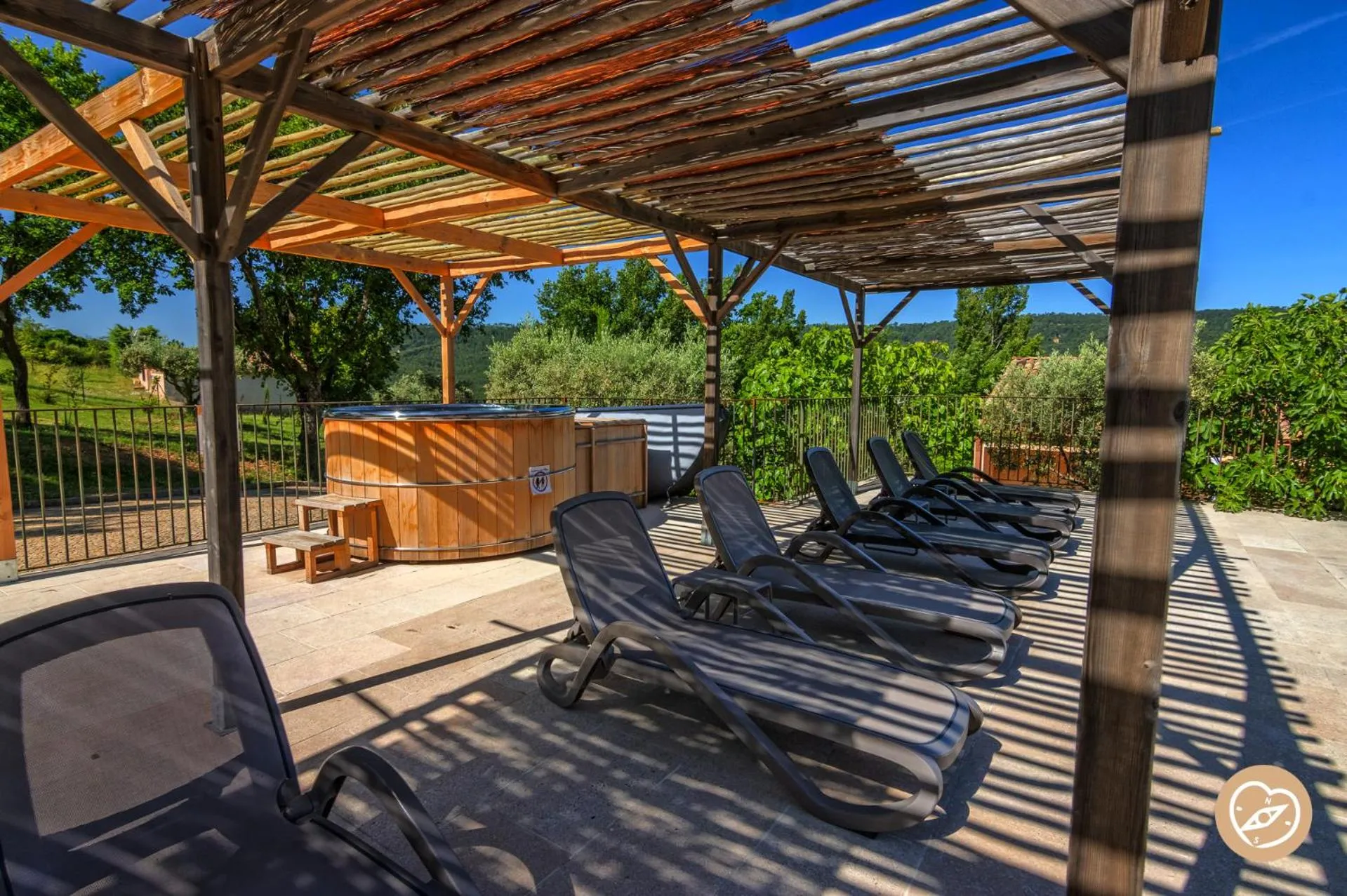 sunbed in Hotel Les Restanques De Moustiers