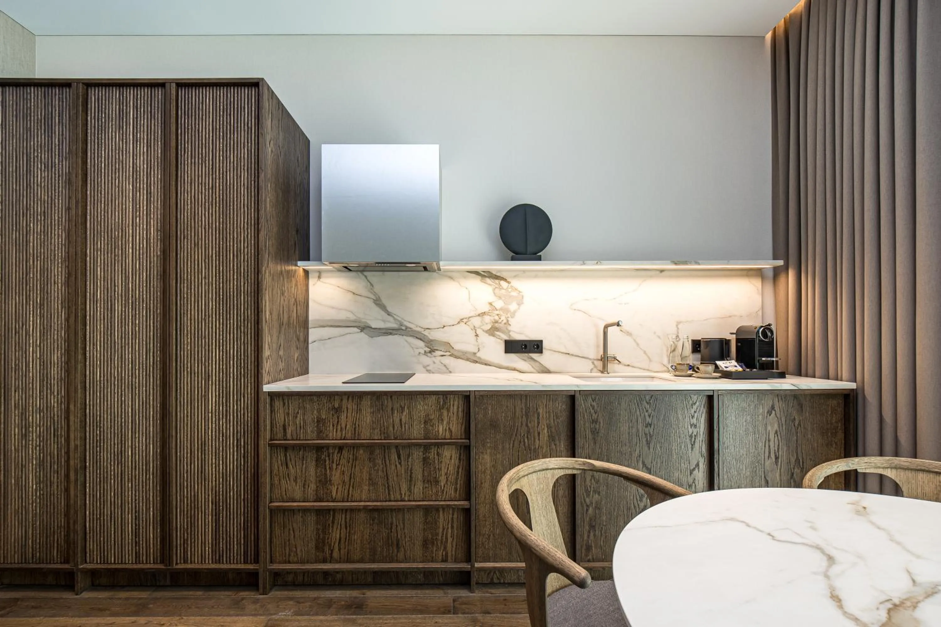 Kitchen or kitchenette, Bed in Palanga Life Balance SPA Hotel