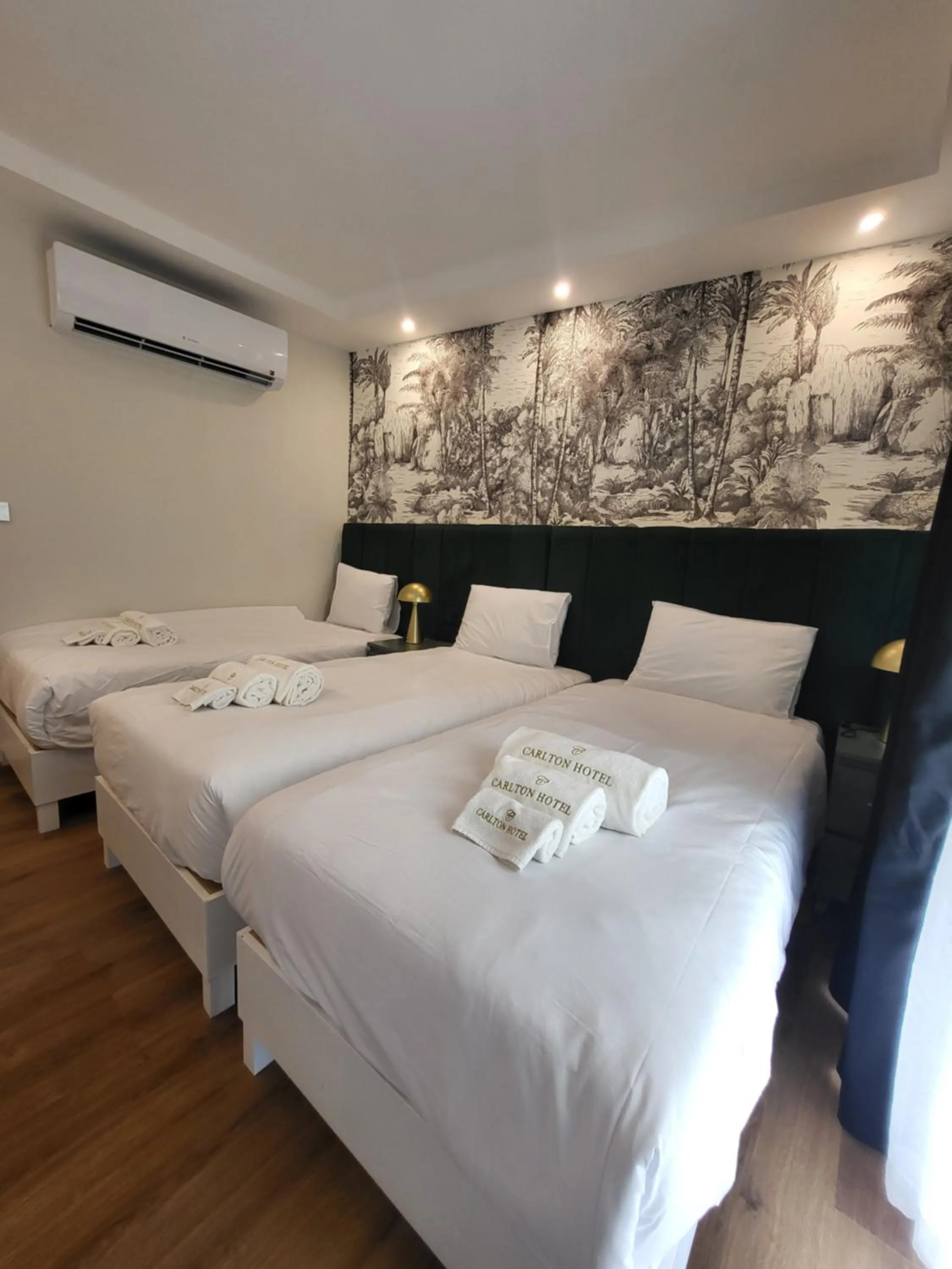 Bed in Carlton Hotel