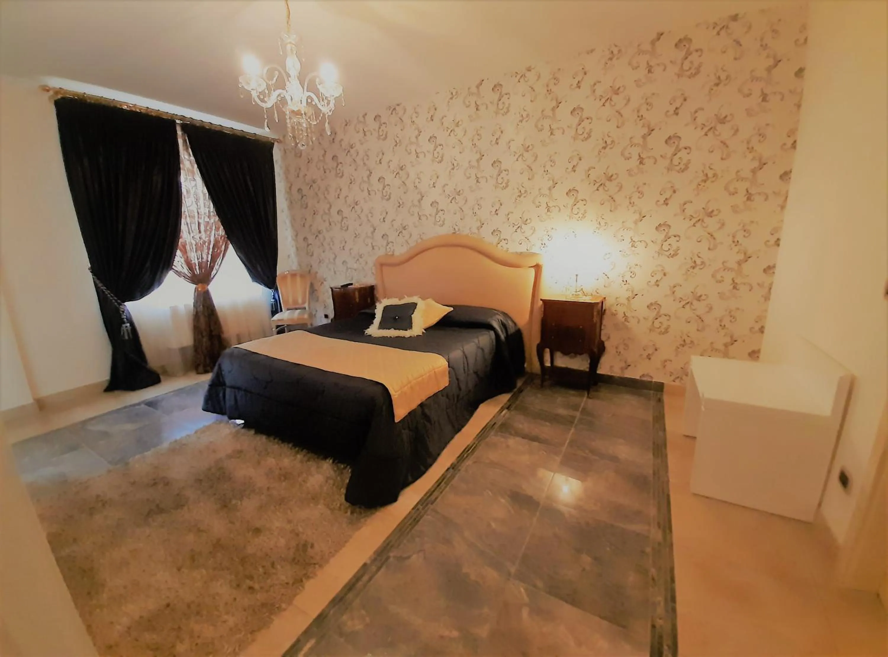 Photo of the whole room, Bed in Regina di Saba - Hotel Villa per ricevimenti