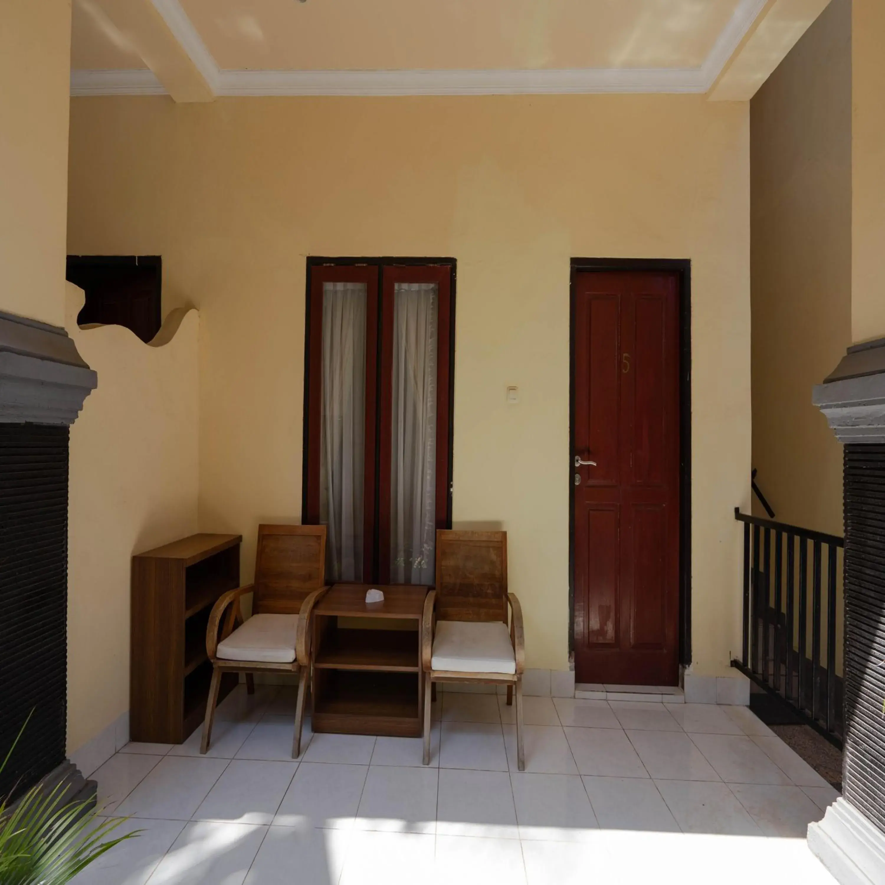 Seating area in Urbanview My Home One Gili Trawangan Seating area in Urbanview My Home One Gili Trawangan