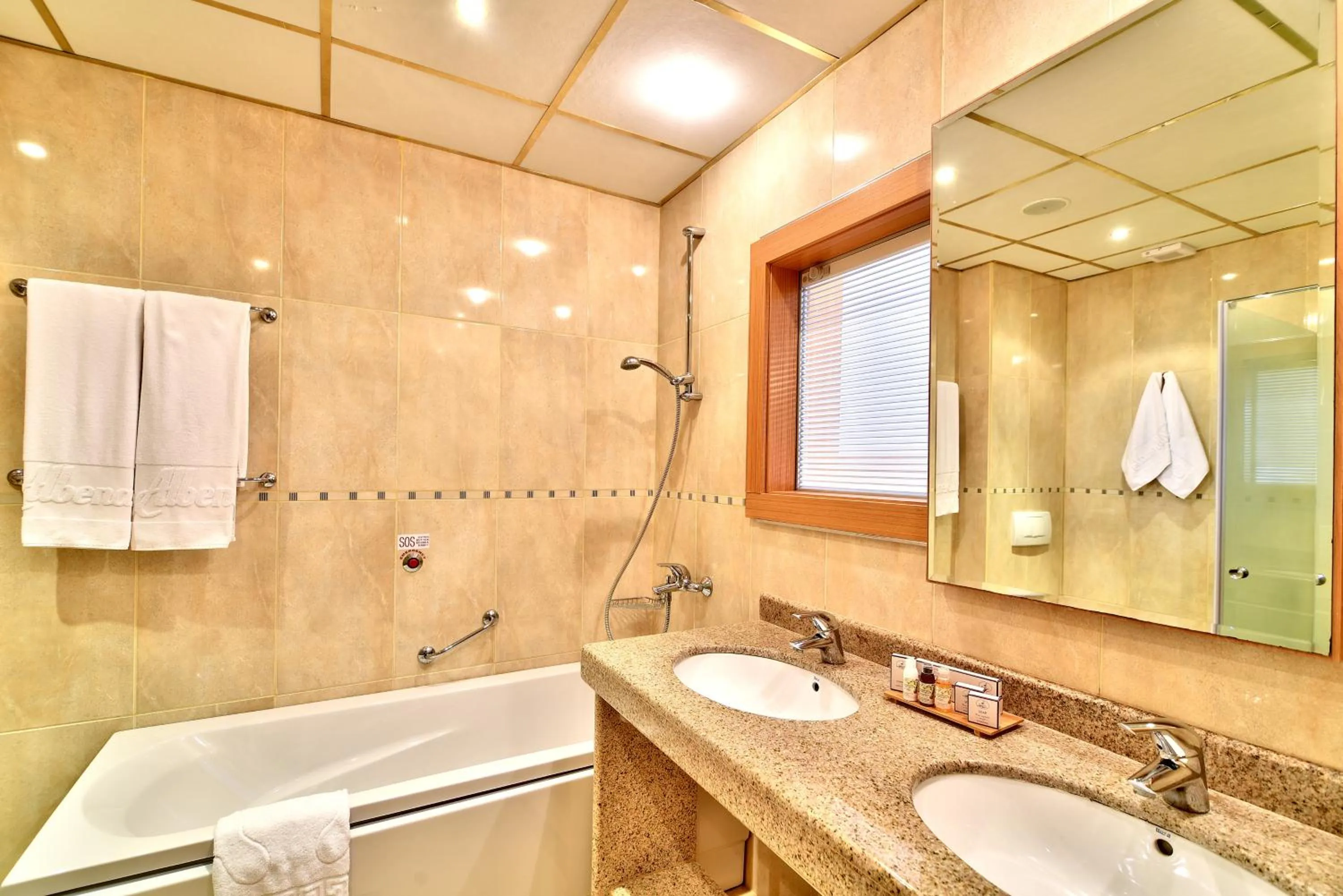 Bathroom in Flamingo Grand Hotel & Spa