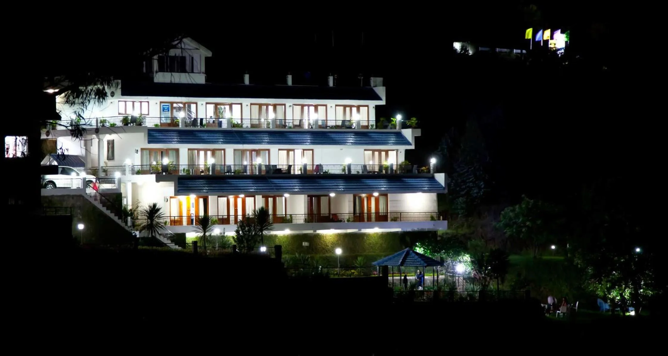 Property building in Mount n Mist