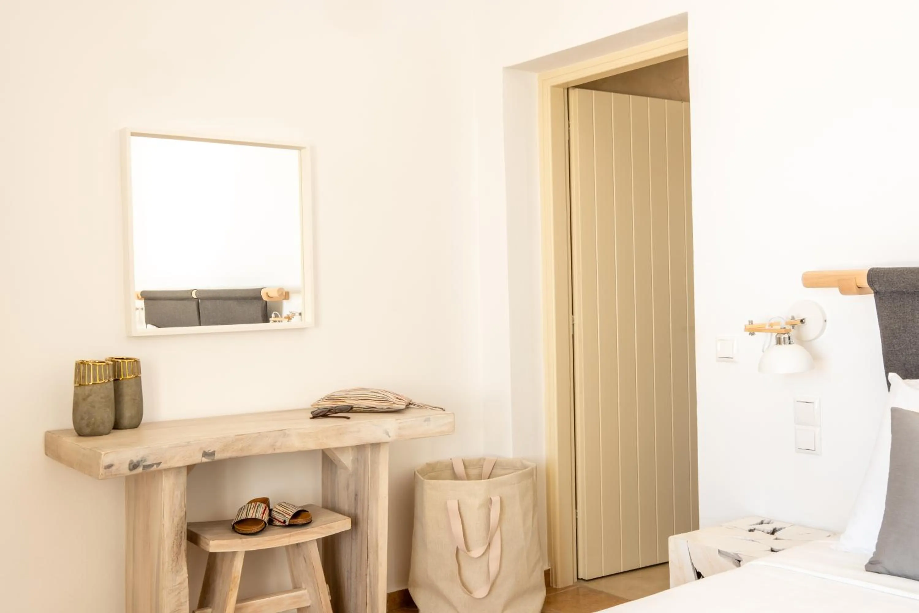 Bedroom in White Orchid Villa