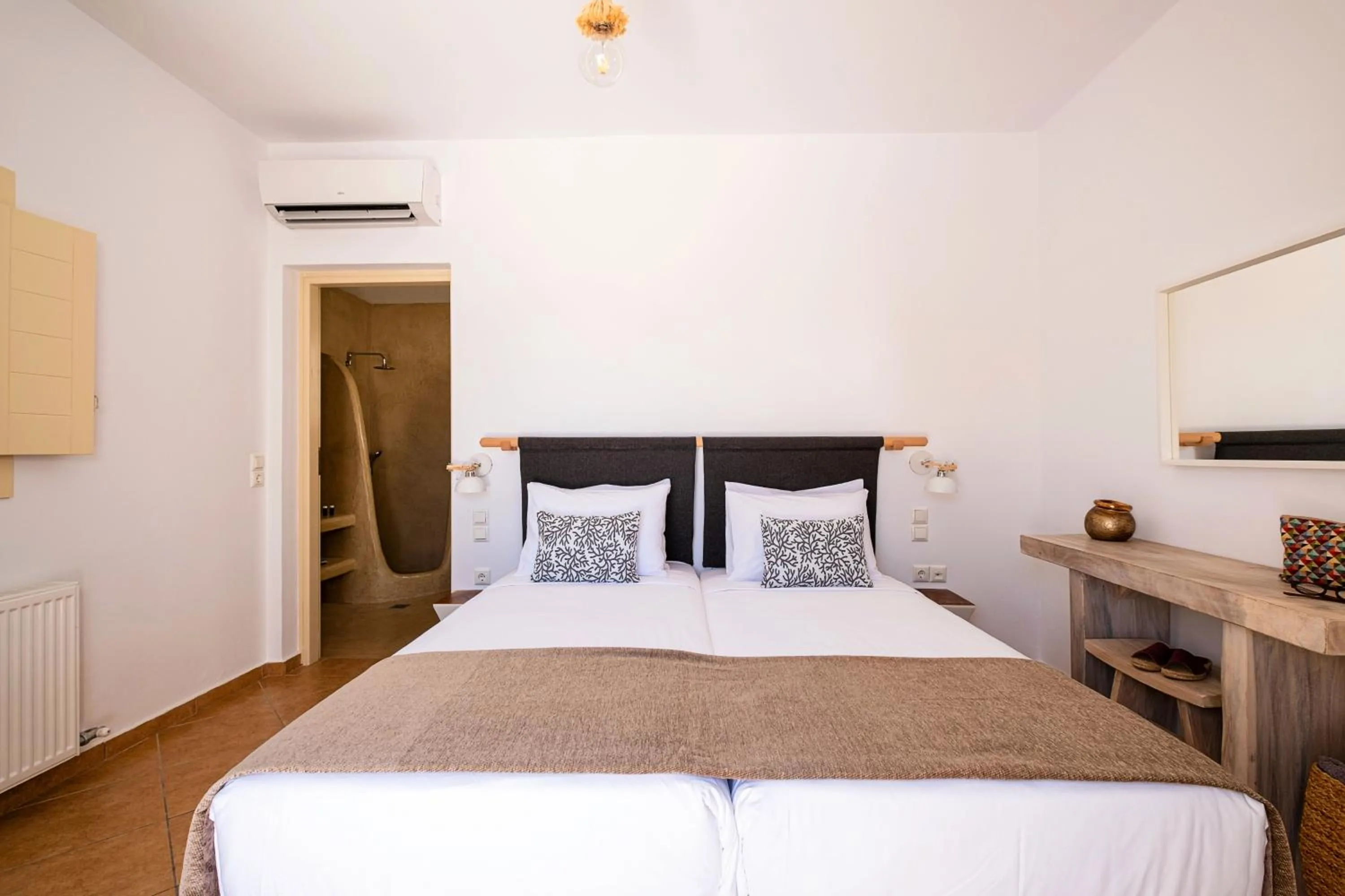 Bed in White Orchid Villa