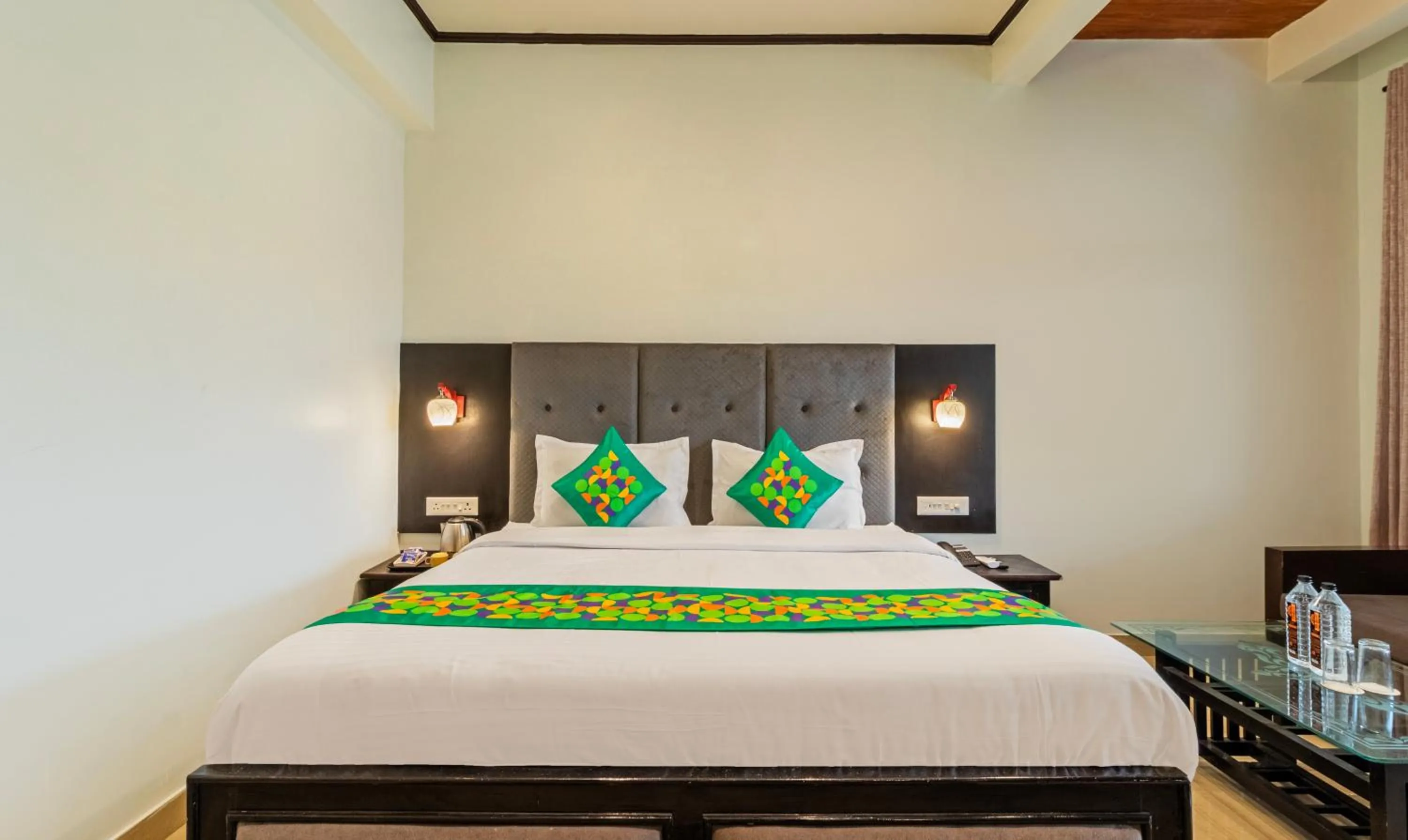 Bedroom, Bed in Treebo Spring Birds - Kainchi Dham