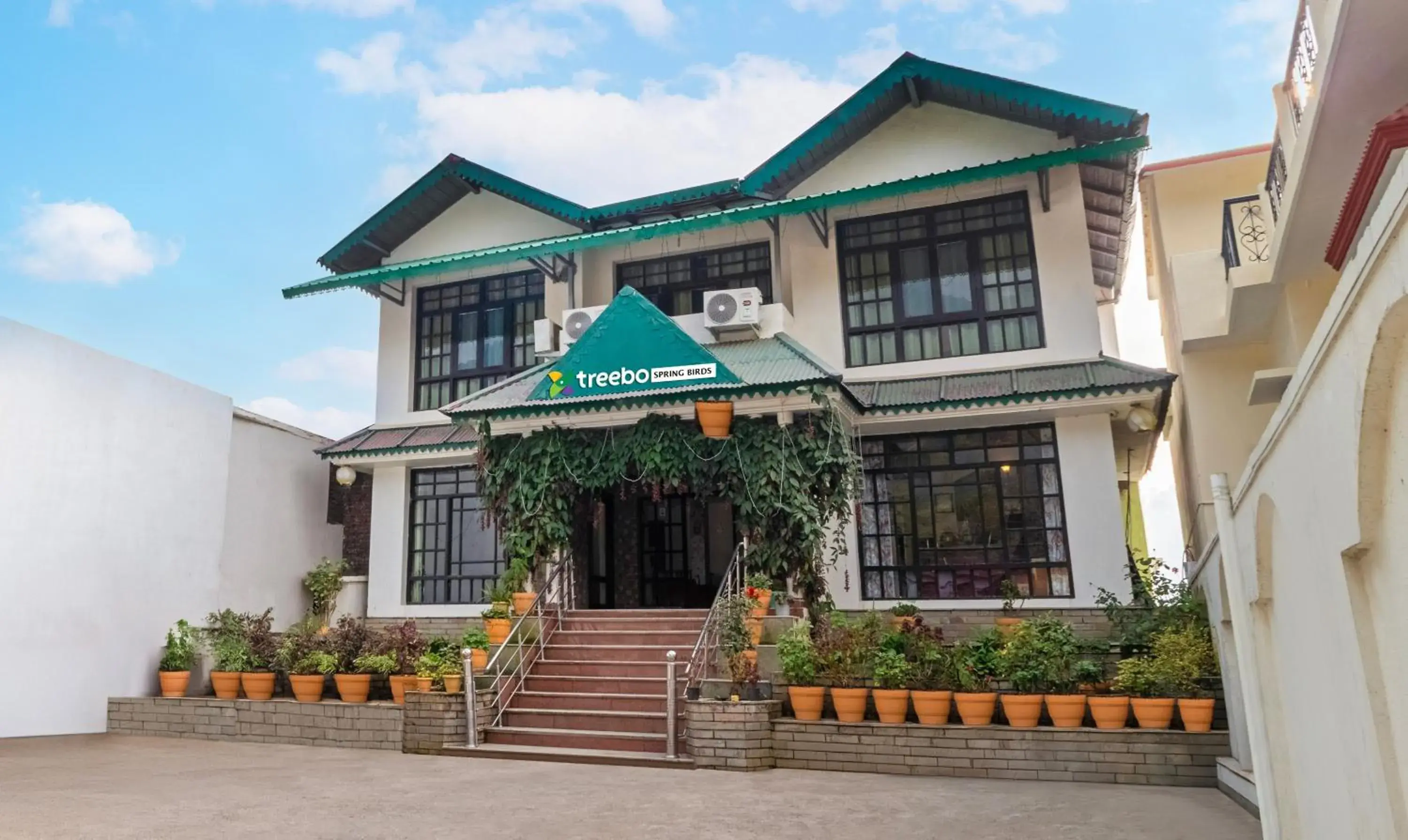 Property building in Treebo Spring Birds - Kainchi Dham Property building in Treebo Spring Birds - Kainchi Dham