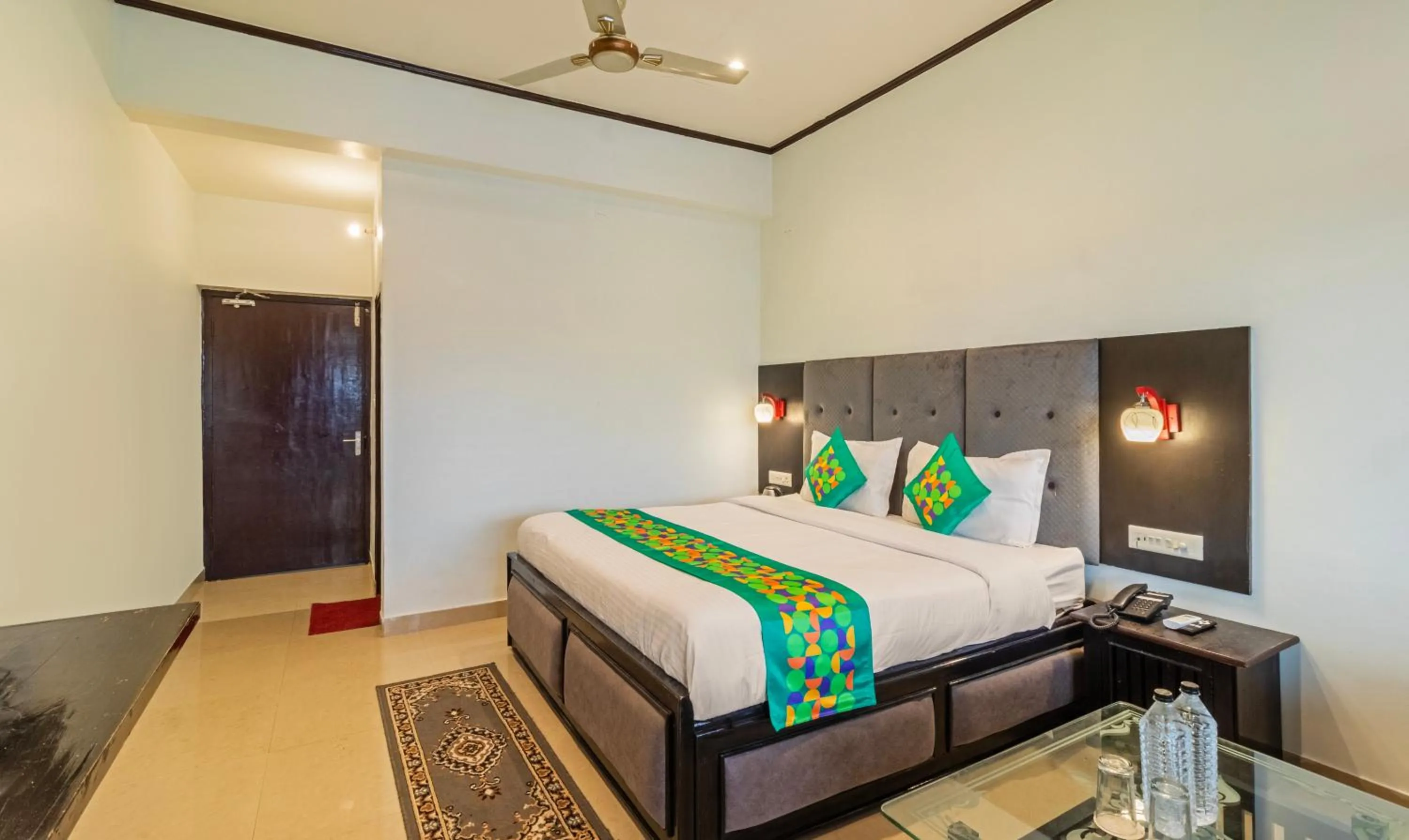 Bedroom, Bed in Treebo Spring Birds - Kainchi Dham