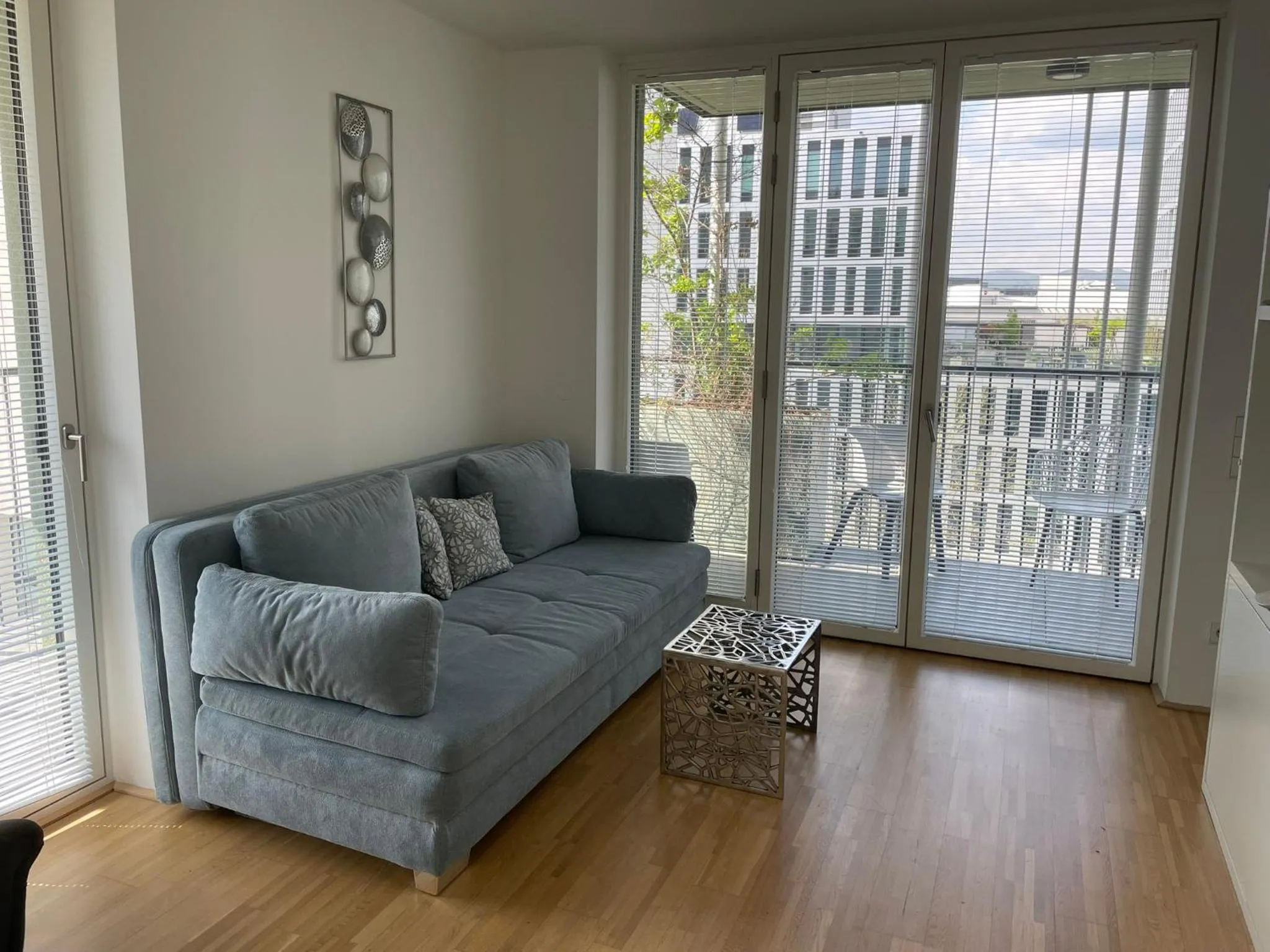 Seating area in easy-flat Grüner Prater - Balcony Apartments near Metro