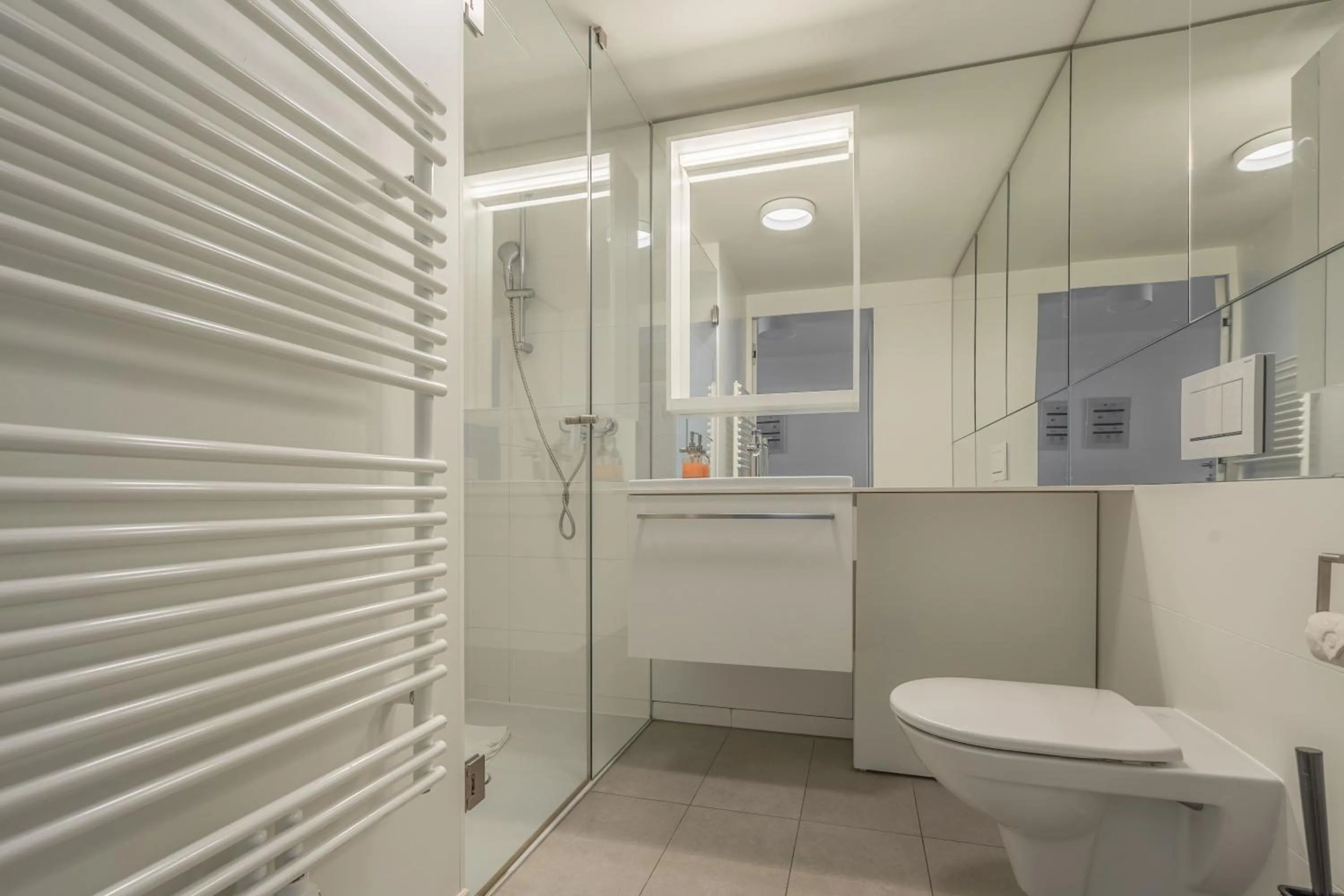 Bathroom in easy-flat Grüner Prater - Balcony Apartments near Metro