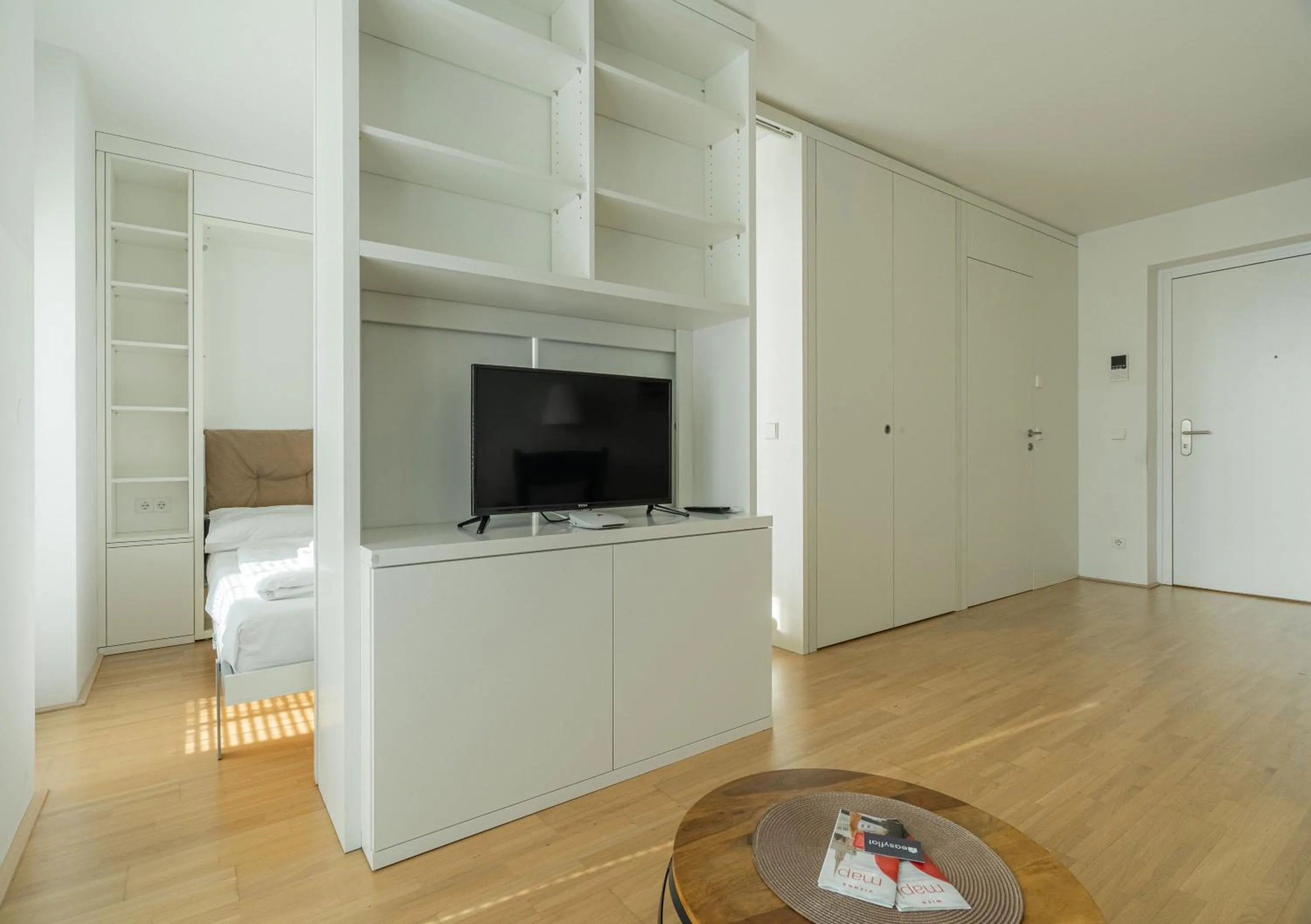 TV and multimedia in easy-flat Grüner Prater - Balcony Apartments near Metro