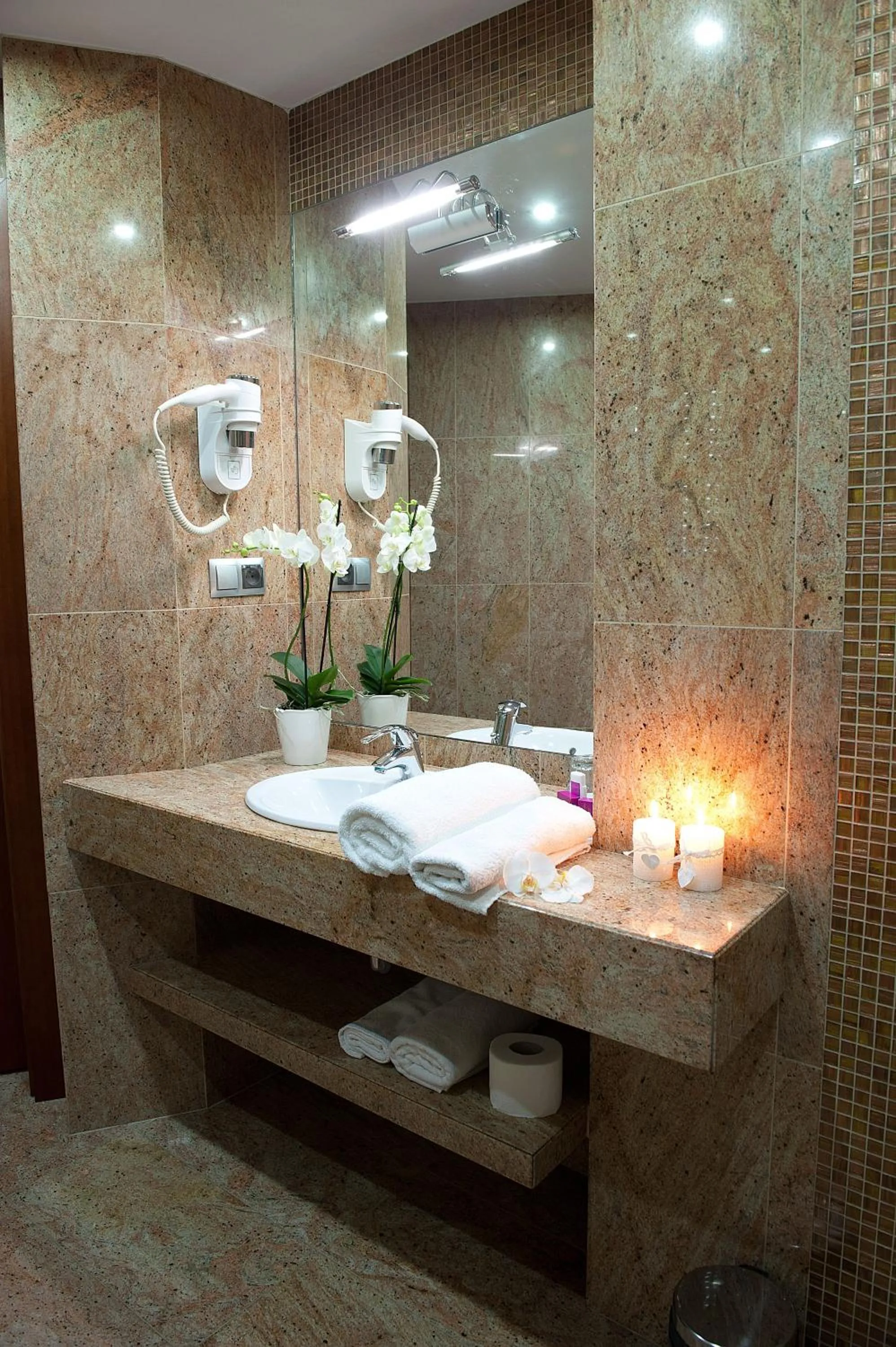 Bathroom in Hotel Amadeus