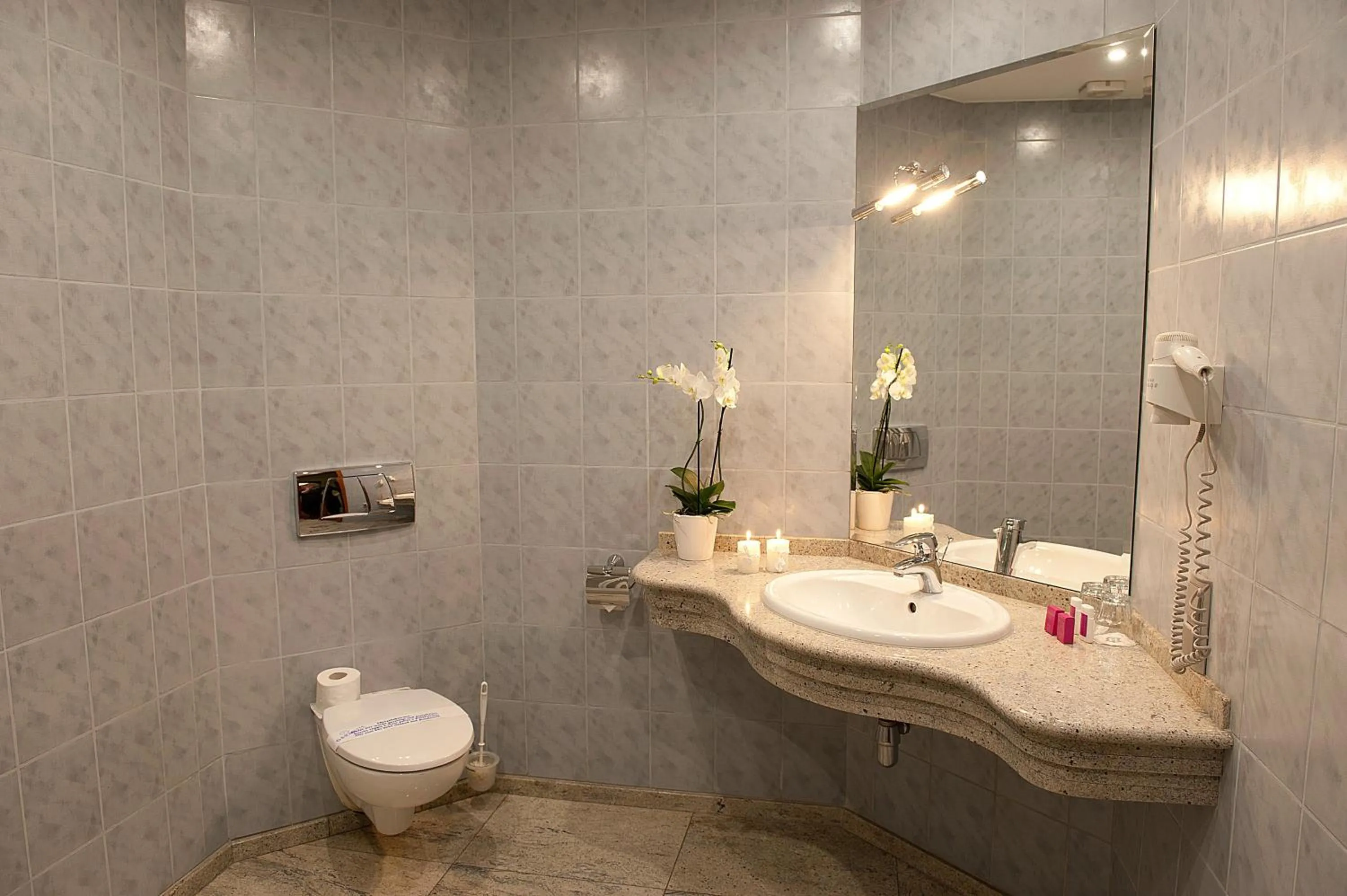 Bathroom in Hotel Amadeus