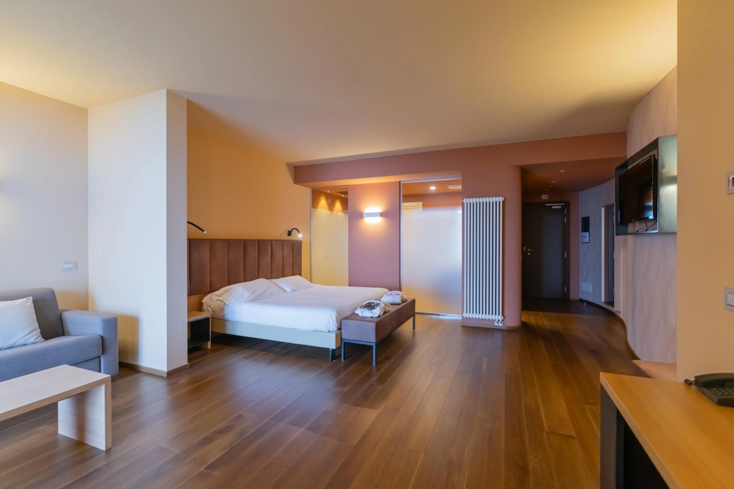 Bed in Hotel Belvedere Wellness&SPA