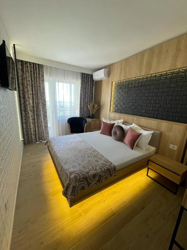 Hotel Tomis