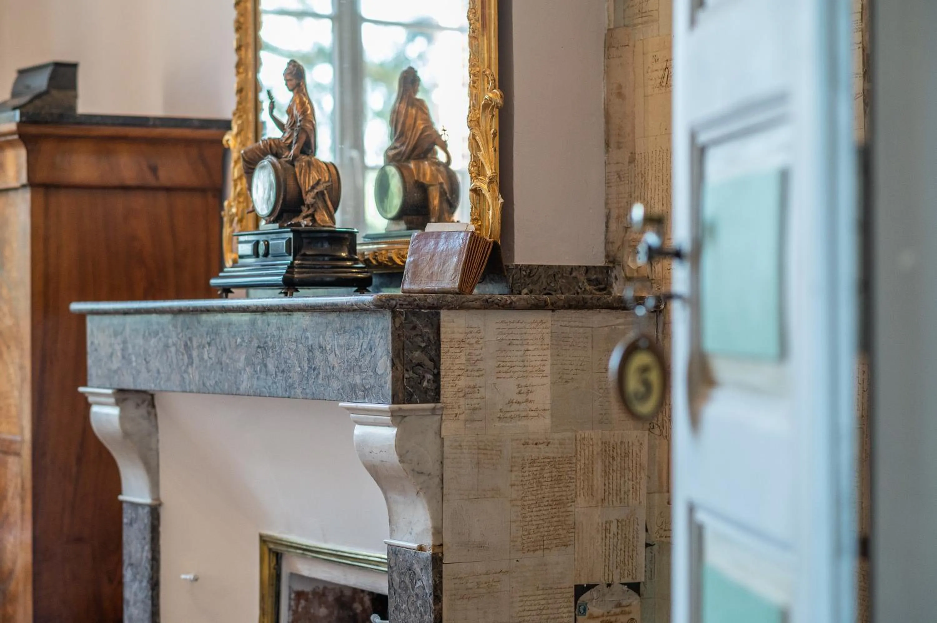 Decorative detail in Domaine du Buc, Le Château