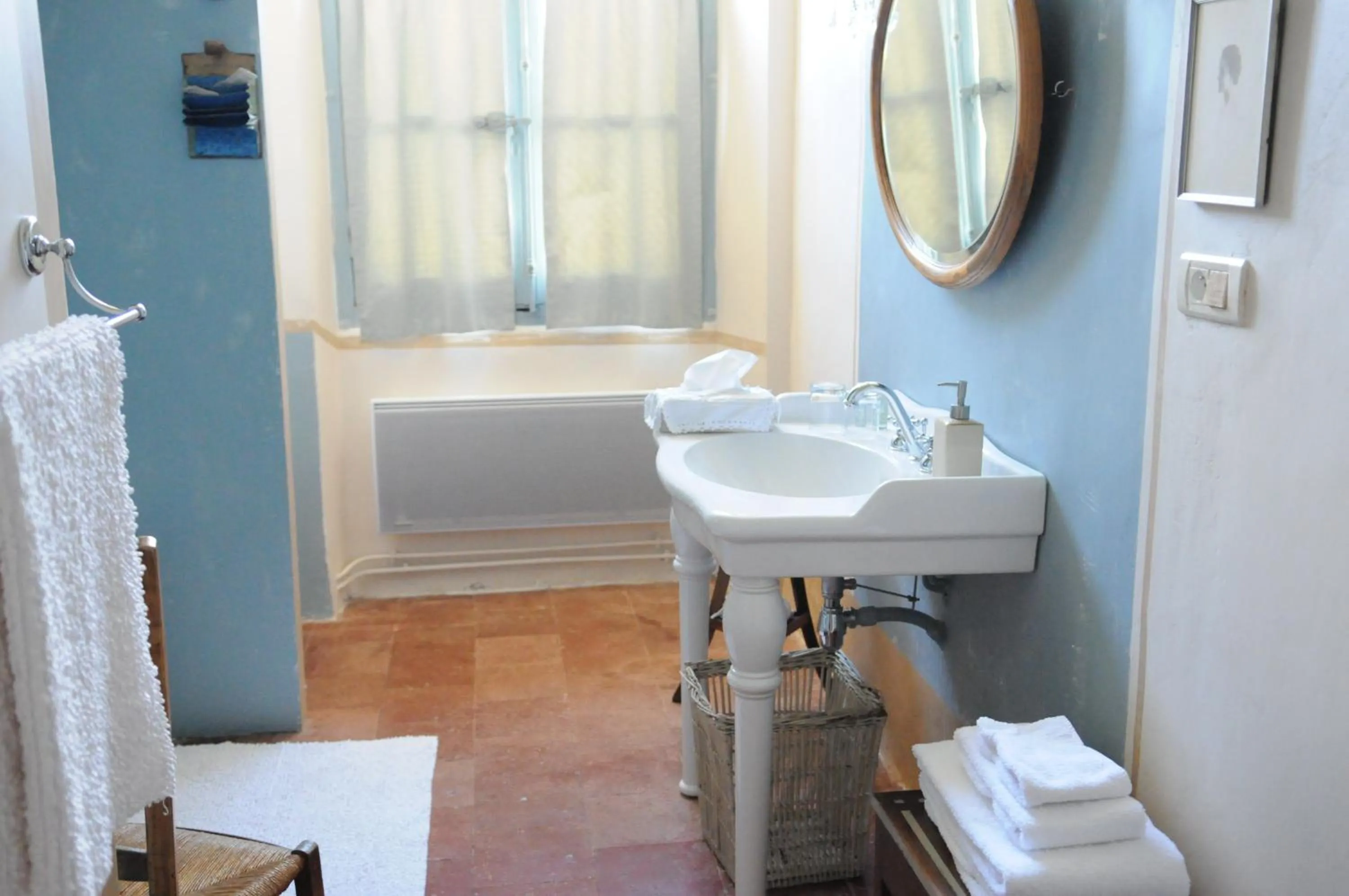 Bathroom in Domaine du Buc, Le Château