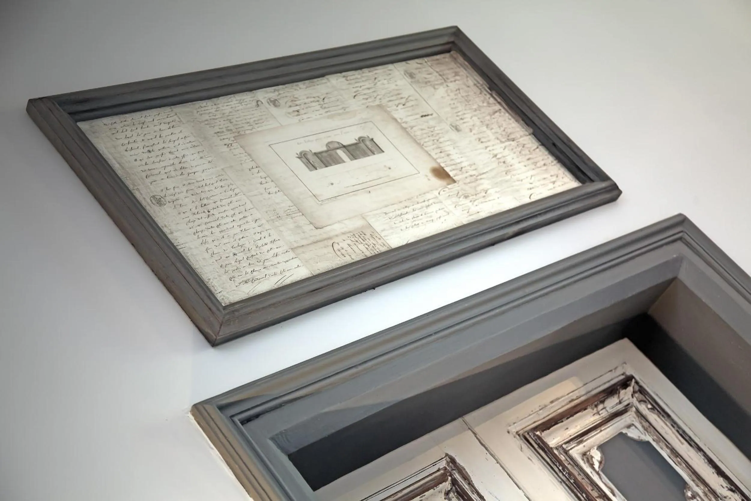 Decorative detail in Domaine du Buc, Le Château