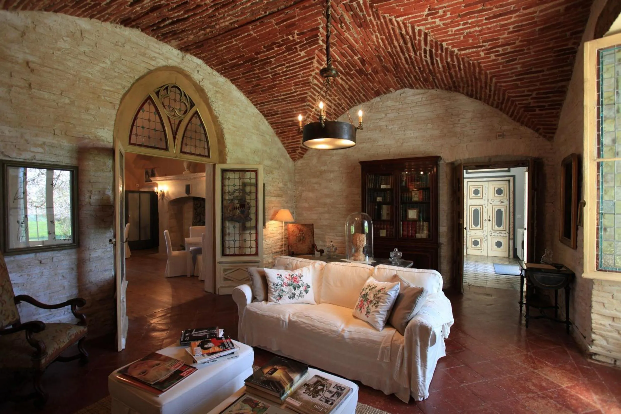 Library, Bed in Domaine du Buc, Le Château