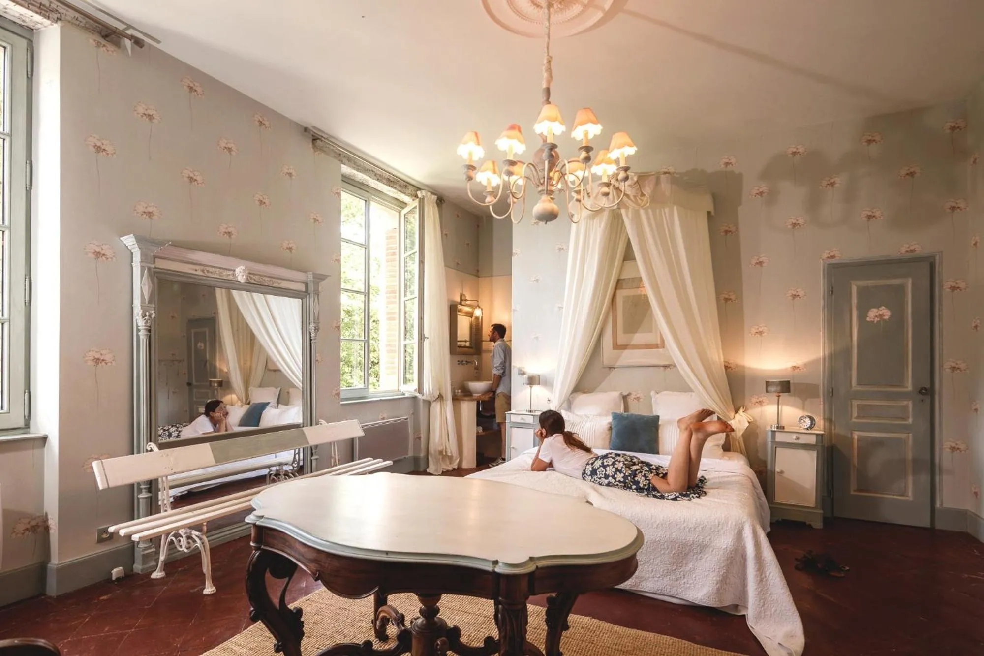 Photo of the whole room, Bed in Domaine du Buc, Le Château