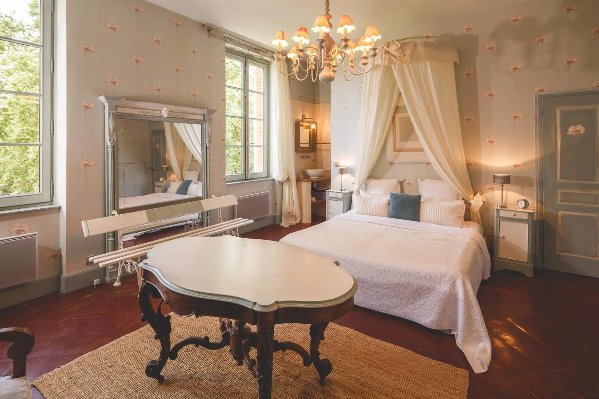 Bedroom, Bed in Domaine du Buc, Le Château