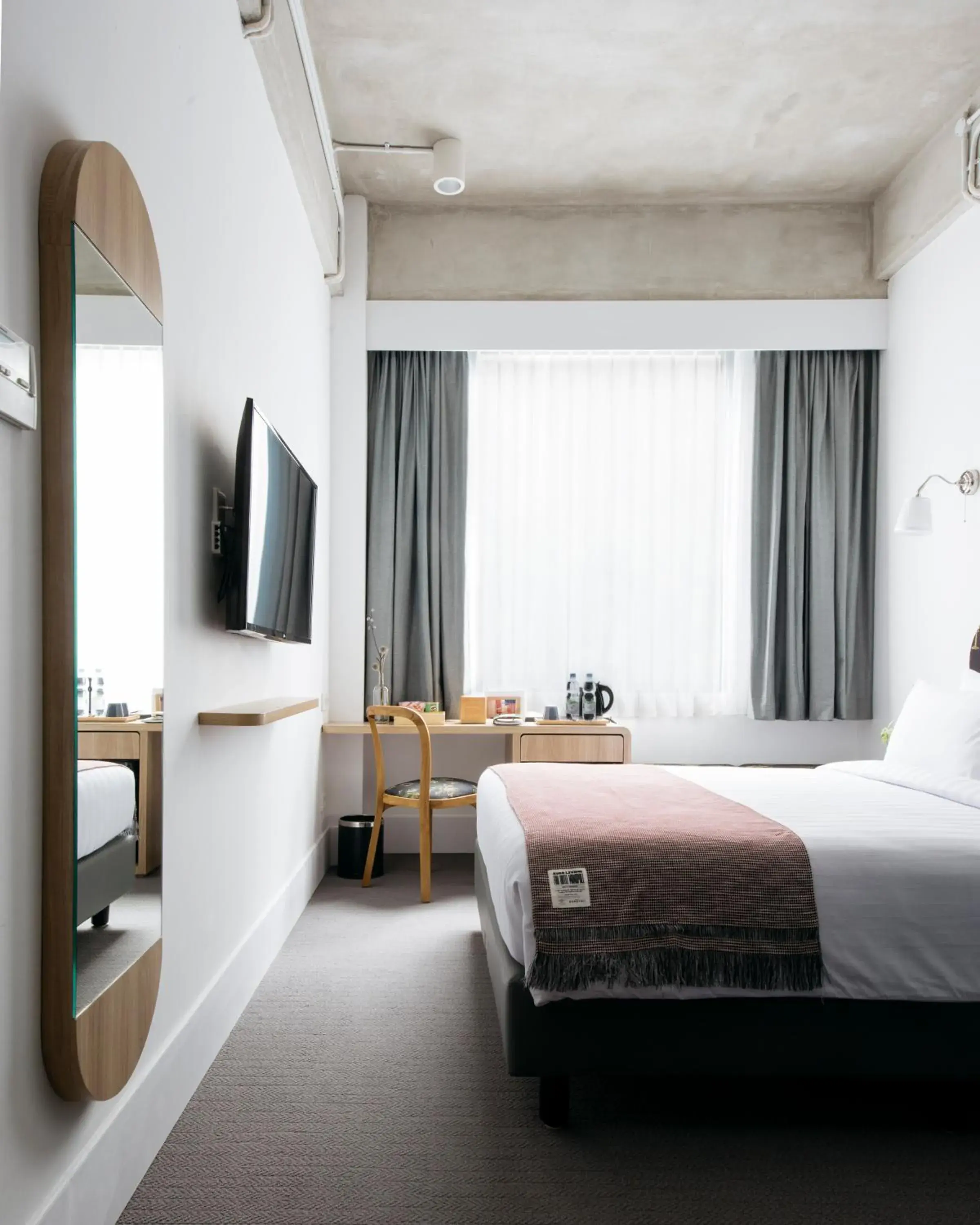 Deluxe Queen Room in Hotel Monopoli Deluxe Queen Room in Hotel Monopoli