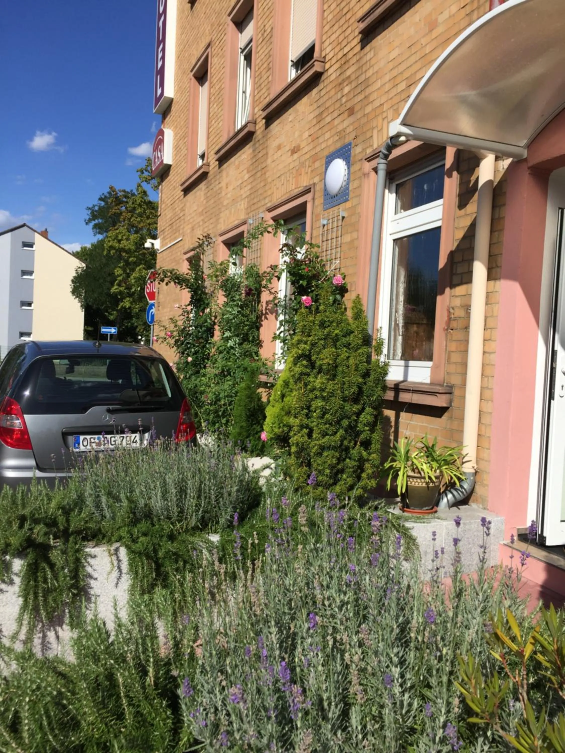 Property building in Casa Hotel Neu-Isenburg