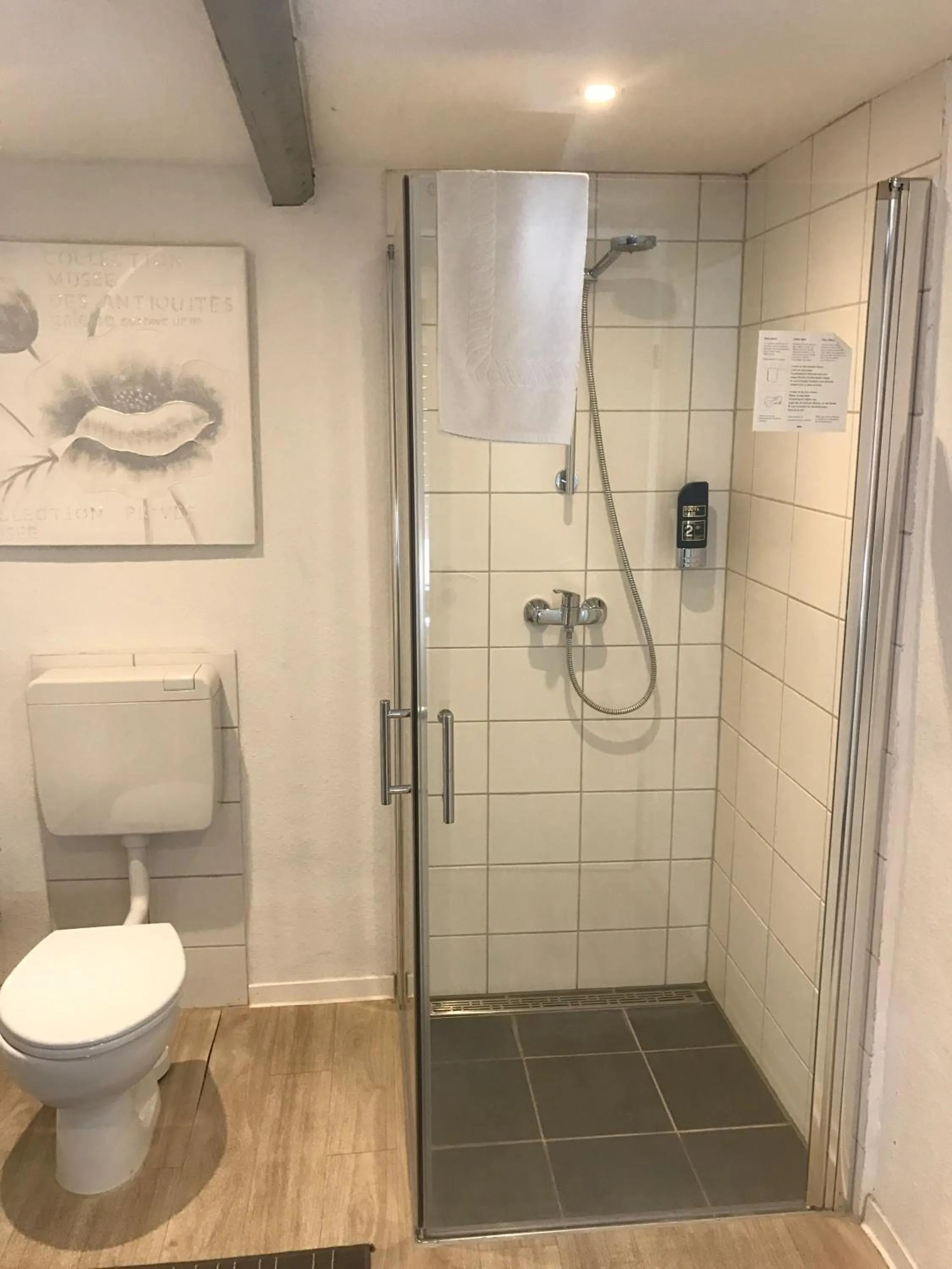 Bathroom in Hotel Gasthof Handewitt