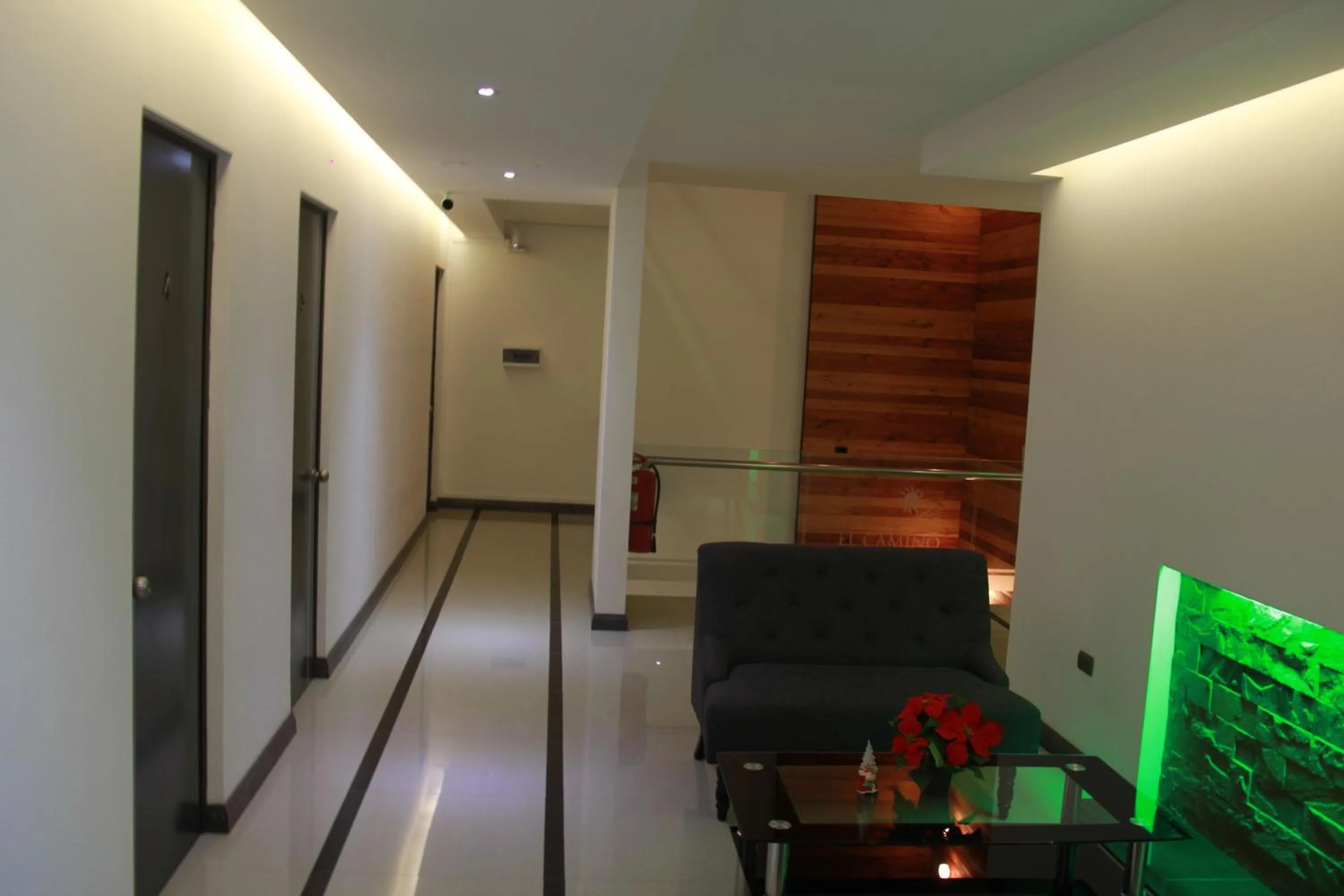 El Camino Hotel