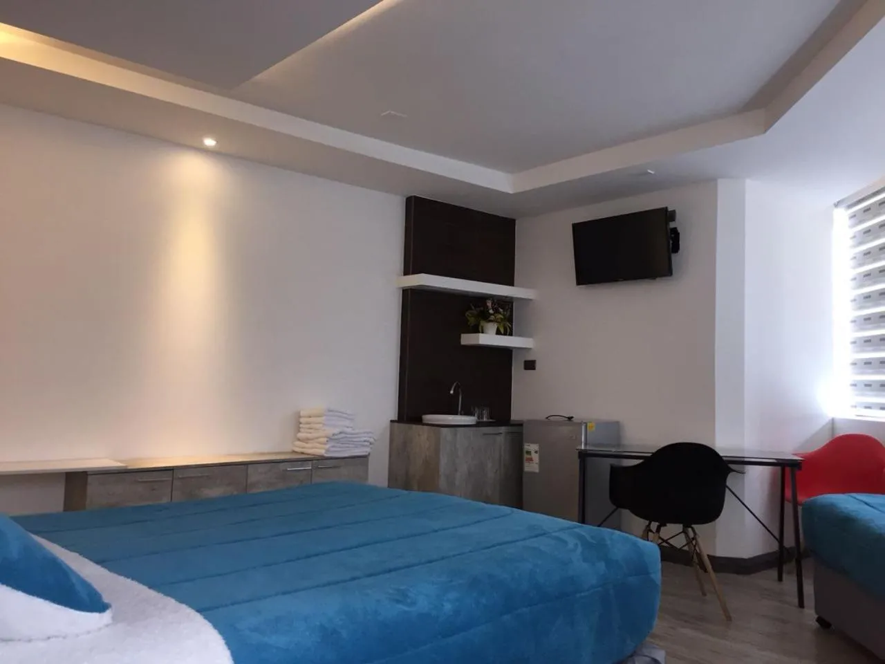 Bed in El Camino Hotel