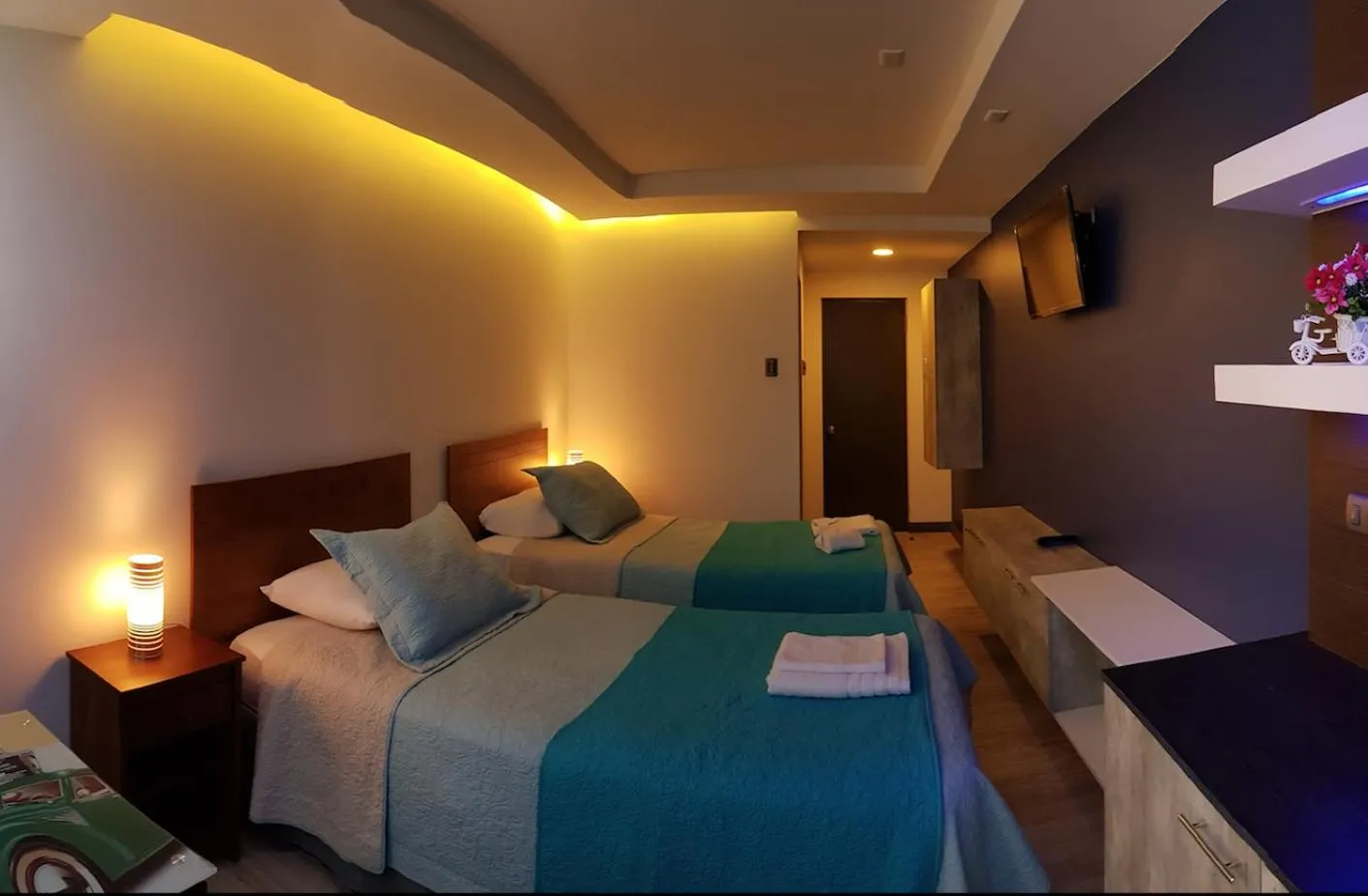 Bed in El Camino Hotel