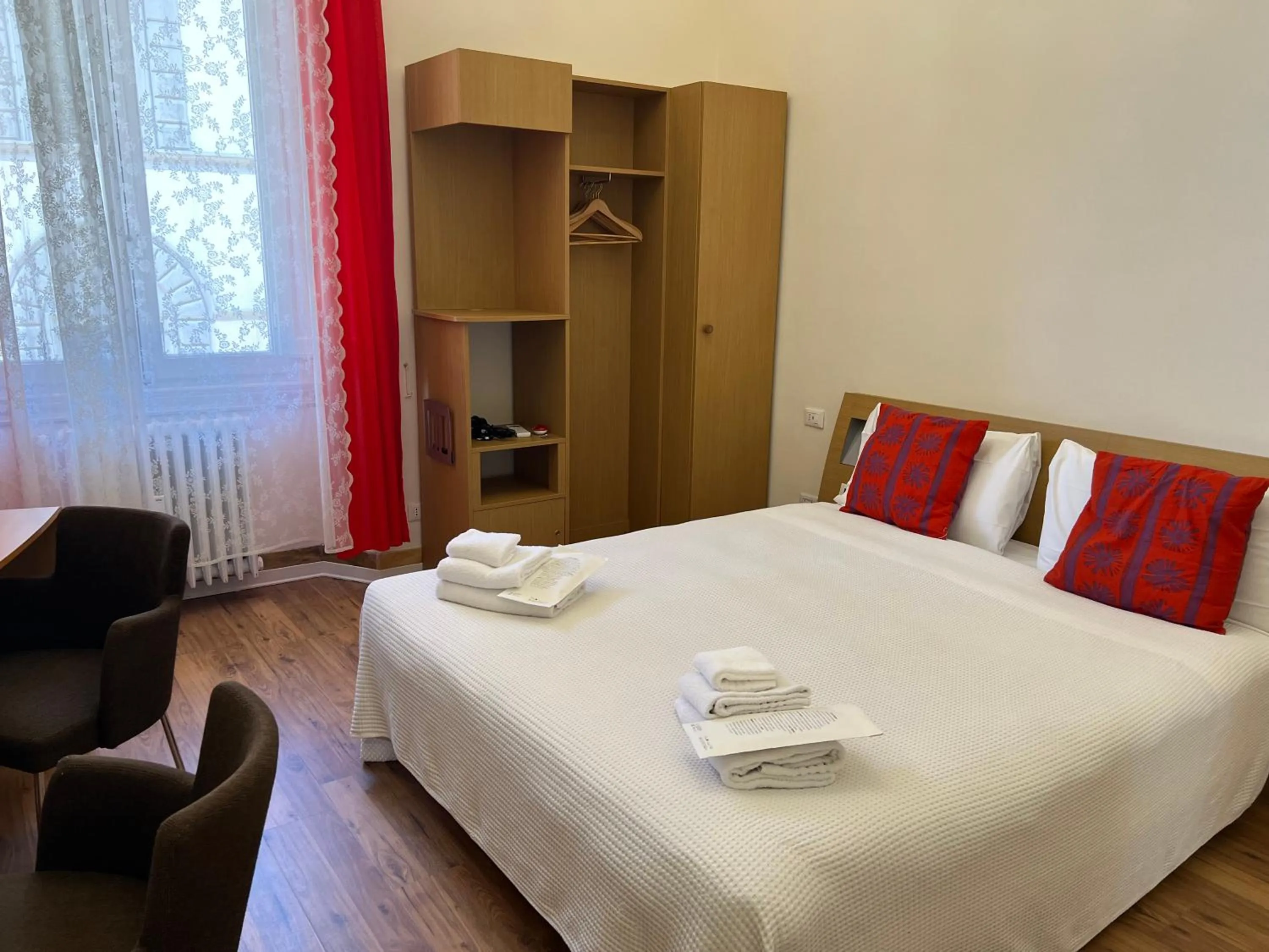 Bed in Artemente Florence B&B