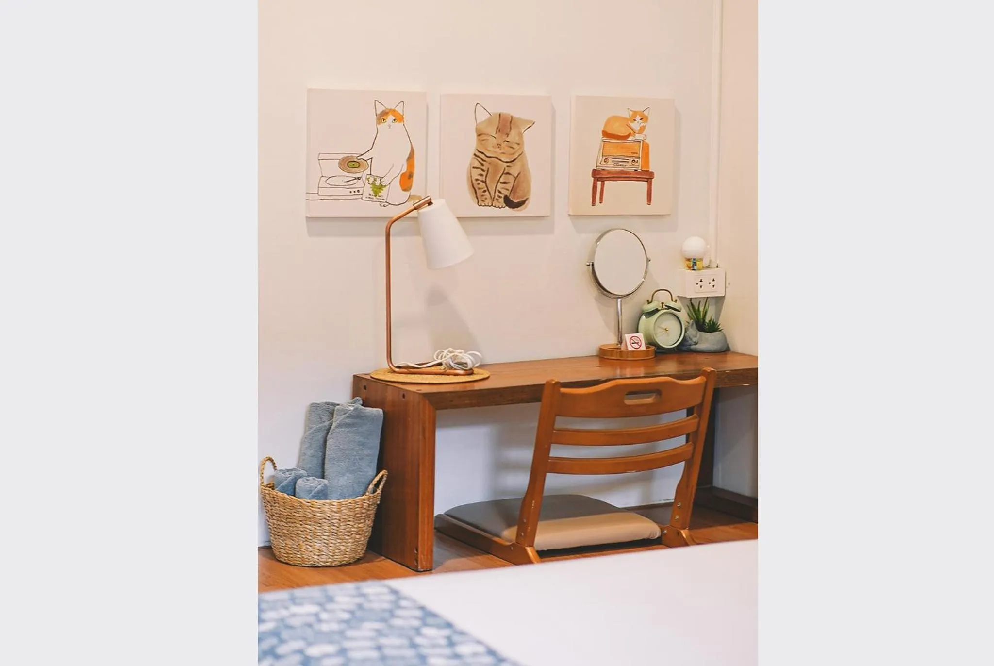 Photo of the whole room in Sleepy House Chiang Rai